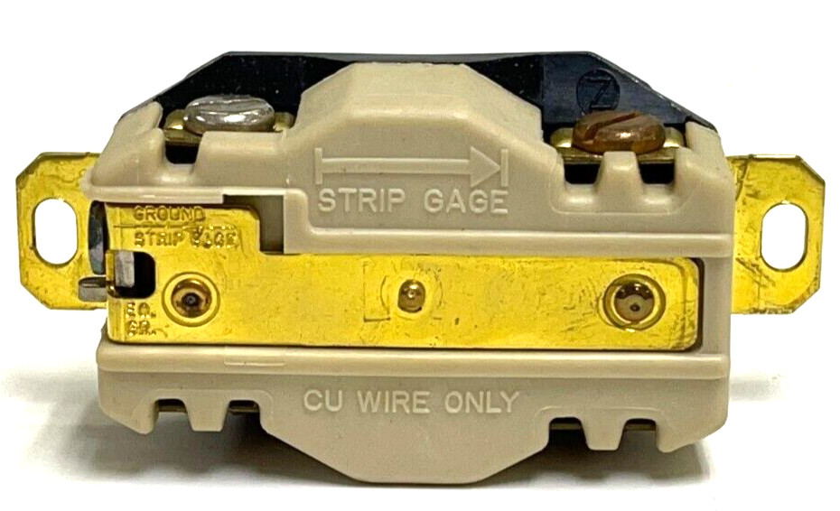 HUBBEL HBL2510 4POLE, 6 WIRE, 20 AMP, 3 PHASE TWIST AND LOCK RECEPTACLE