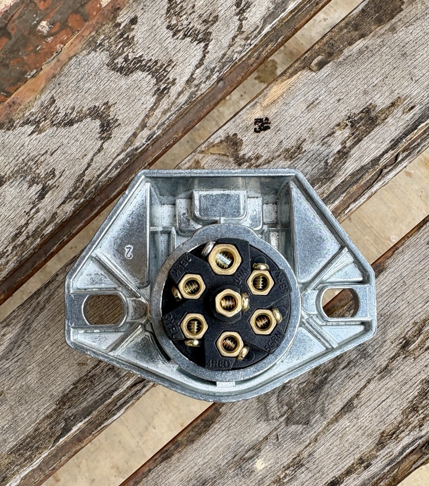 Pollak 7-Way Connector Socket, 11-720EP, Die Cast With Solid Pins Packaged