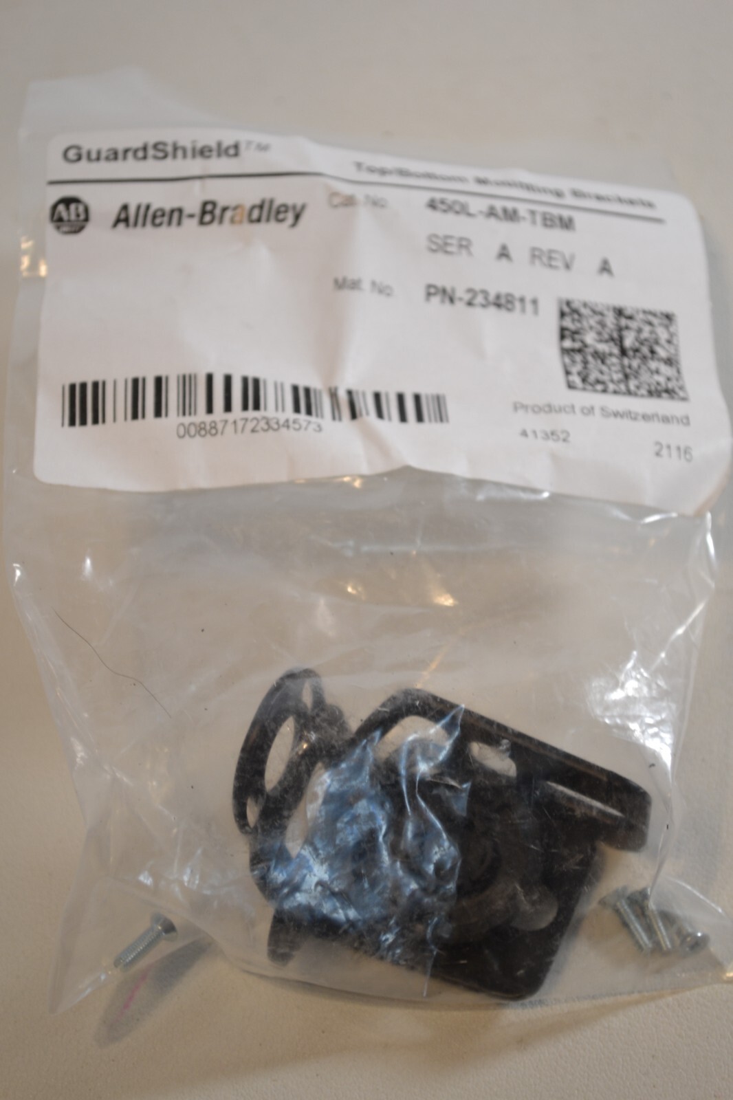 Allen-Bradley 450L-AM-TBM – Top/Bottom Mounting brackets