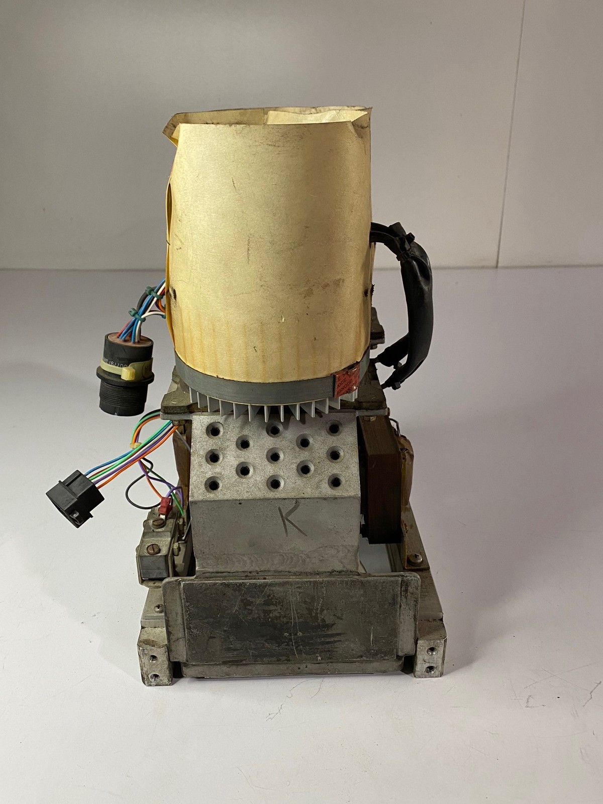 FUSION UV SYSTEMS – HITACHI Magnatron Microwave Lighting ASSY 2M131 (USED)