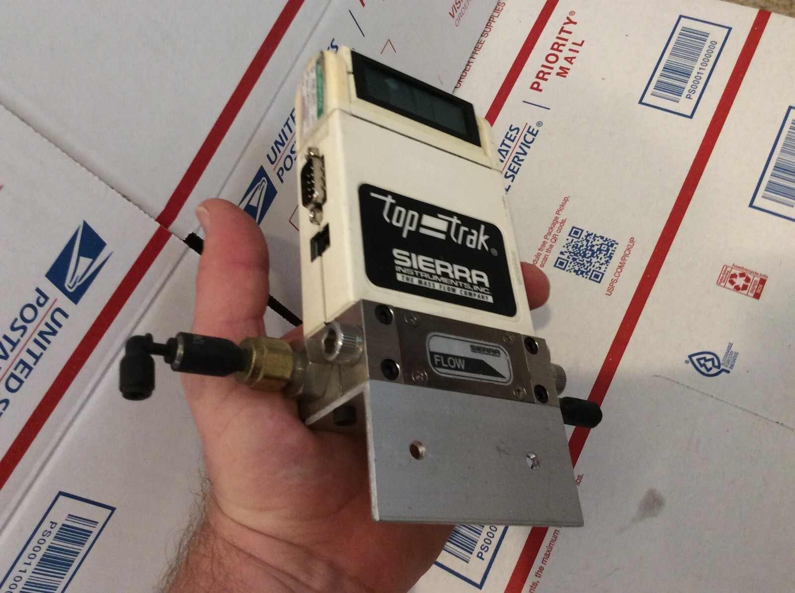 Sierra Instruments TopTrak Mass Flow Meter 822S-L-2-OV1-PV1-V1-A1-HP