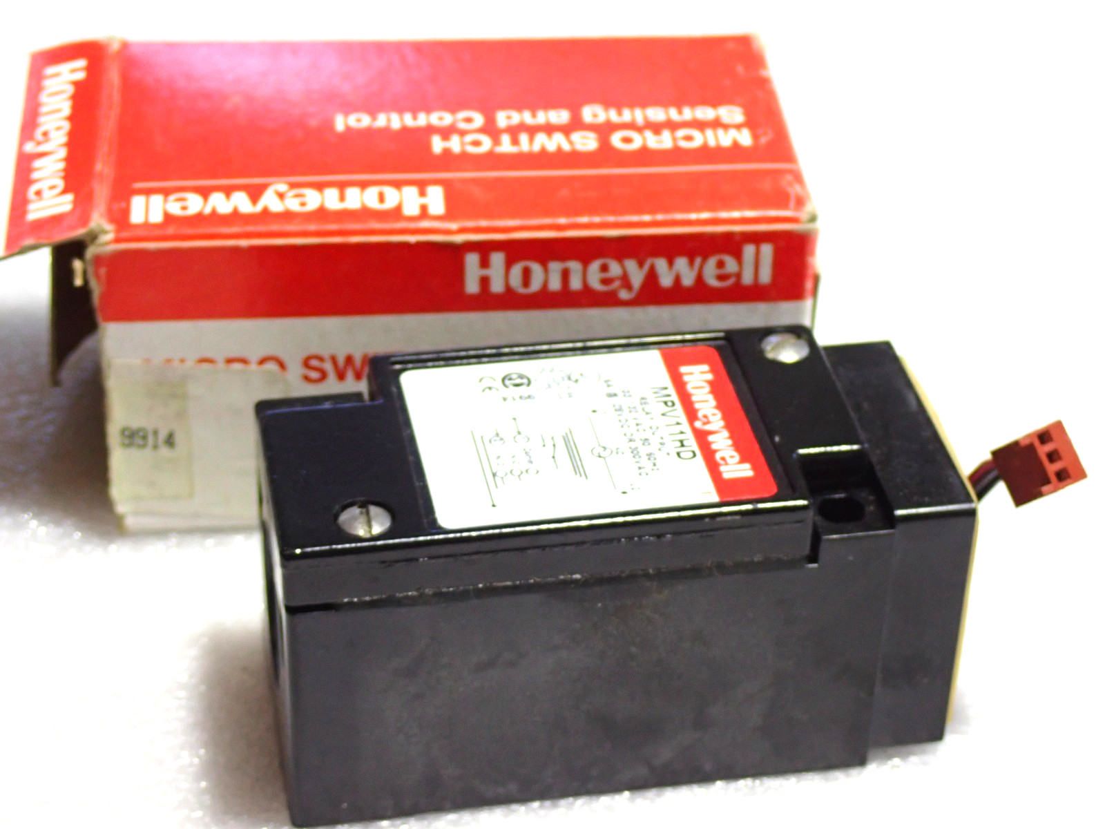 MPV11HD HONEYWELL MICRO SWITCH Photoelectric Sensor NEW