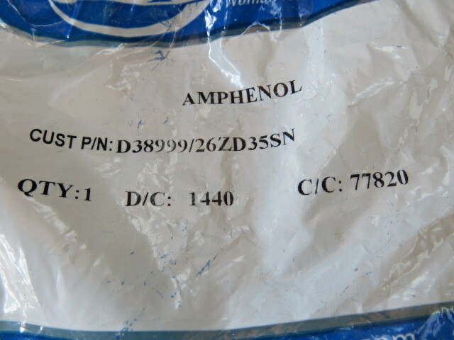 AMPHENOL D38999/26ZD35SN Qty of 1 per Lot 37 Position Circular Connector Plug,