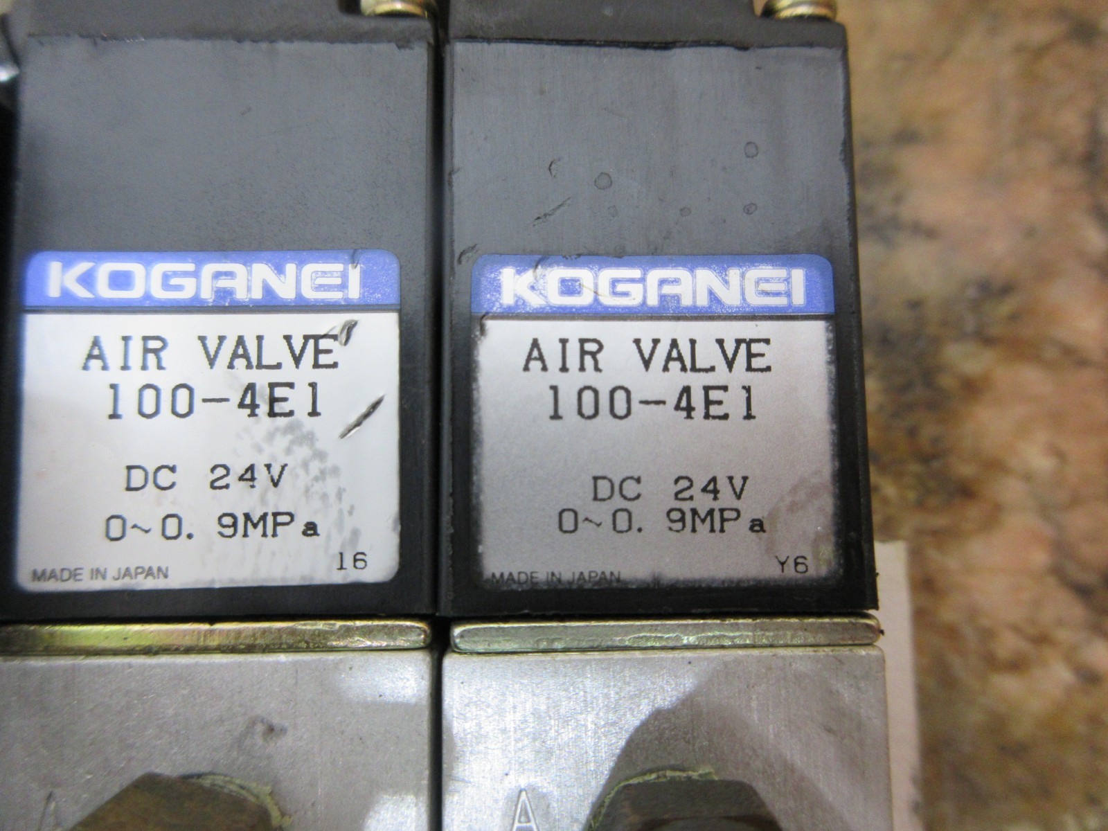 1996 CITIZEN L25 CNC LATHE KOGANEI 100-4E1 VALVE SET