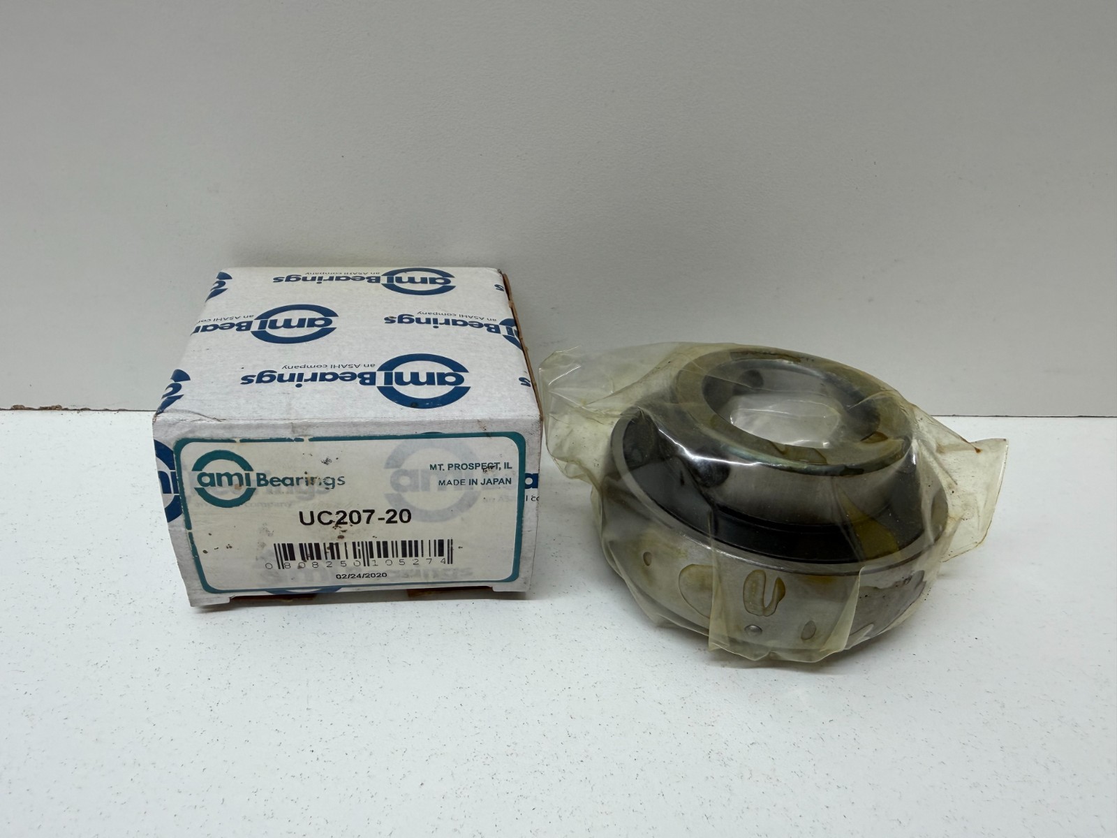 NEW IN BOX! AMI BEARING 1-1/4″ BORE INSERT BALL BEARING UC207-20