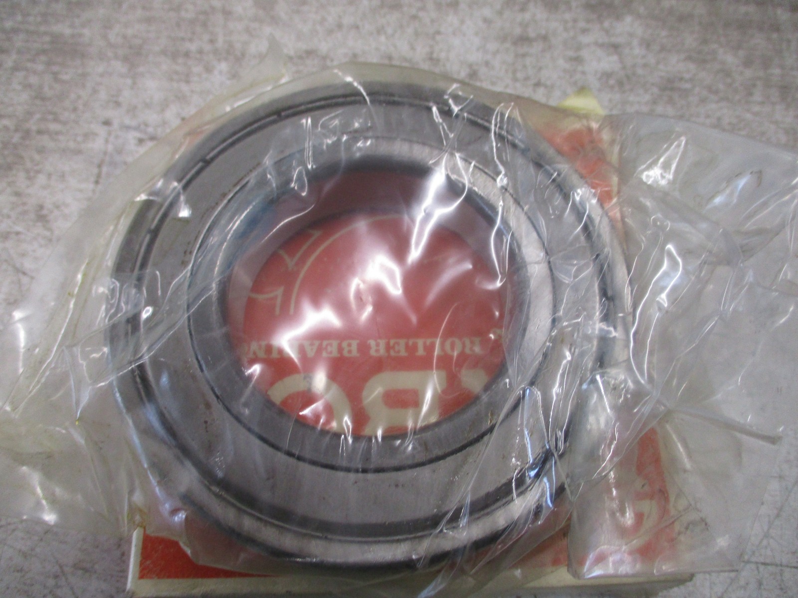KBC Ball Bearing 6212ZZC3SRI-2 PJ14 New Surplus