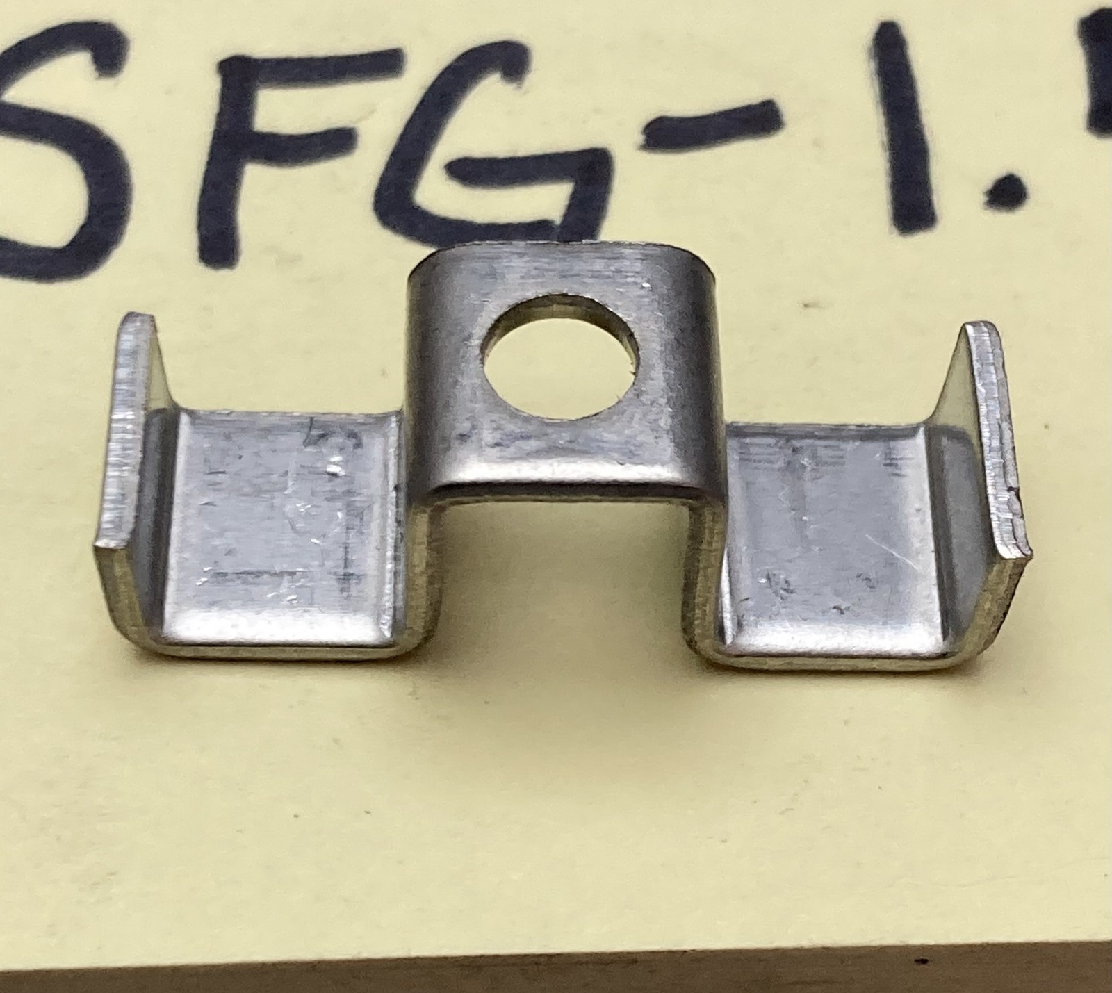 Qty 25 New Replaces GRATING FASTENERS SSFG-1.5 Saddle Clip, SS, Plain, Gr. 316