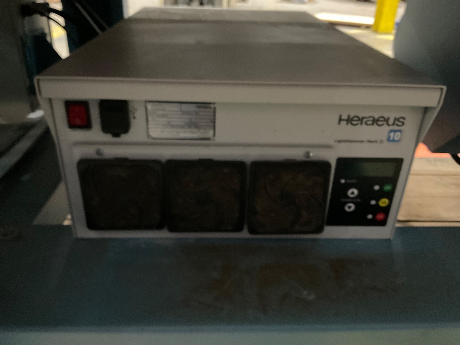 AMERICAN ULTRAVIOLET Z2756 CONVEYOR USED