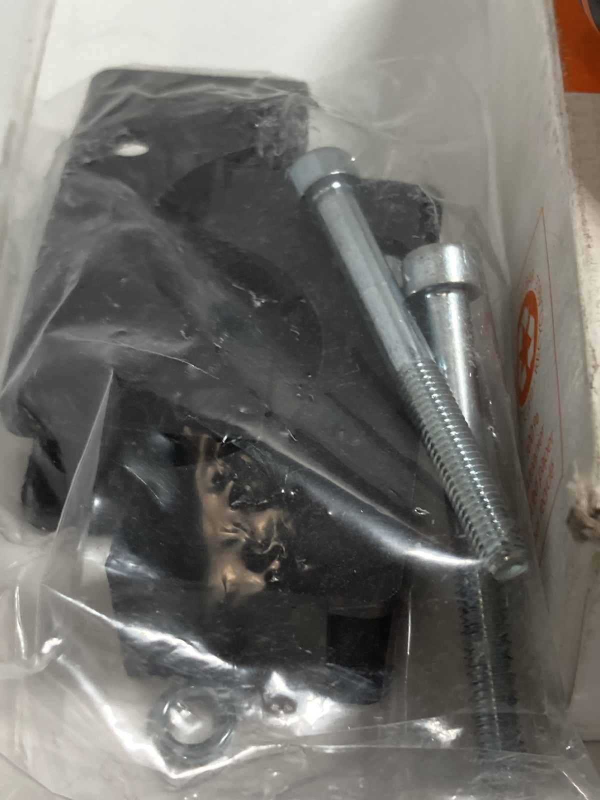 IFM IB-2020-ABOA/6M INDUCTIVE SENSOR 20-250VAC/DC SN 20MM 45-65HZ NIB
