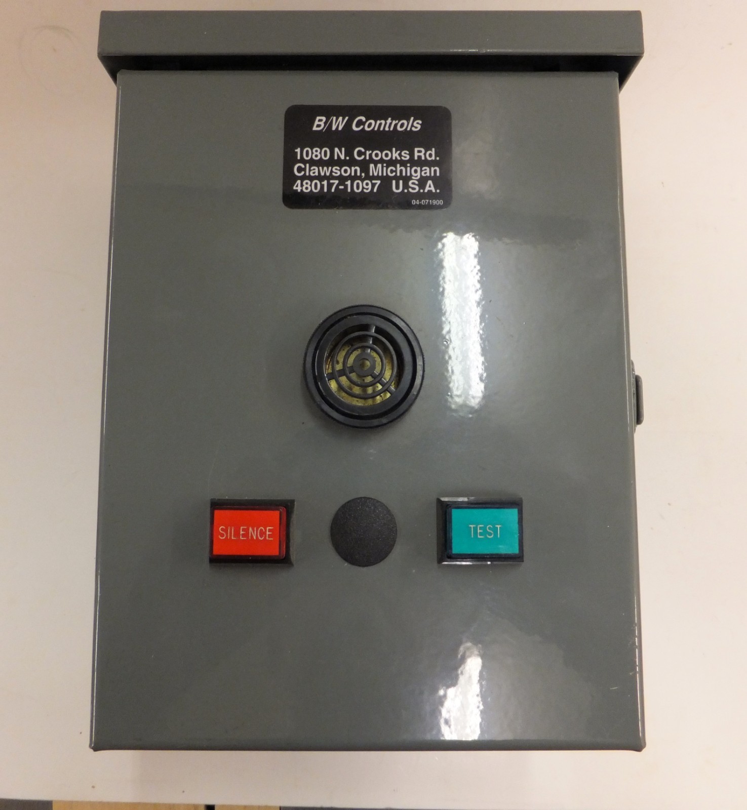 B/W CONTROLS 80411200L1XN1 ALARM SYSTEM WITH ENCLOSURE, NEW