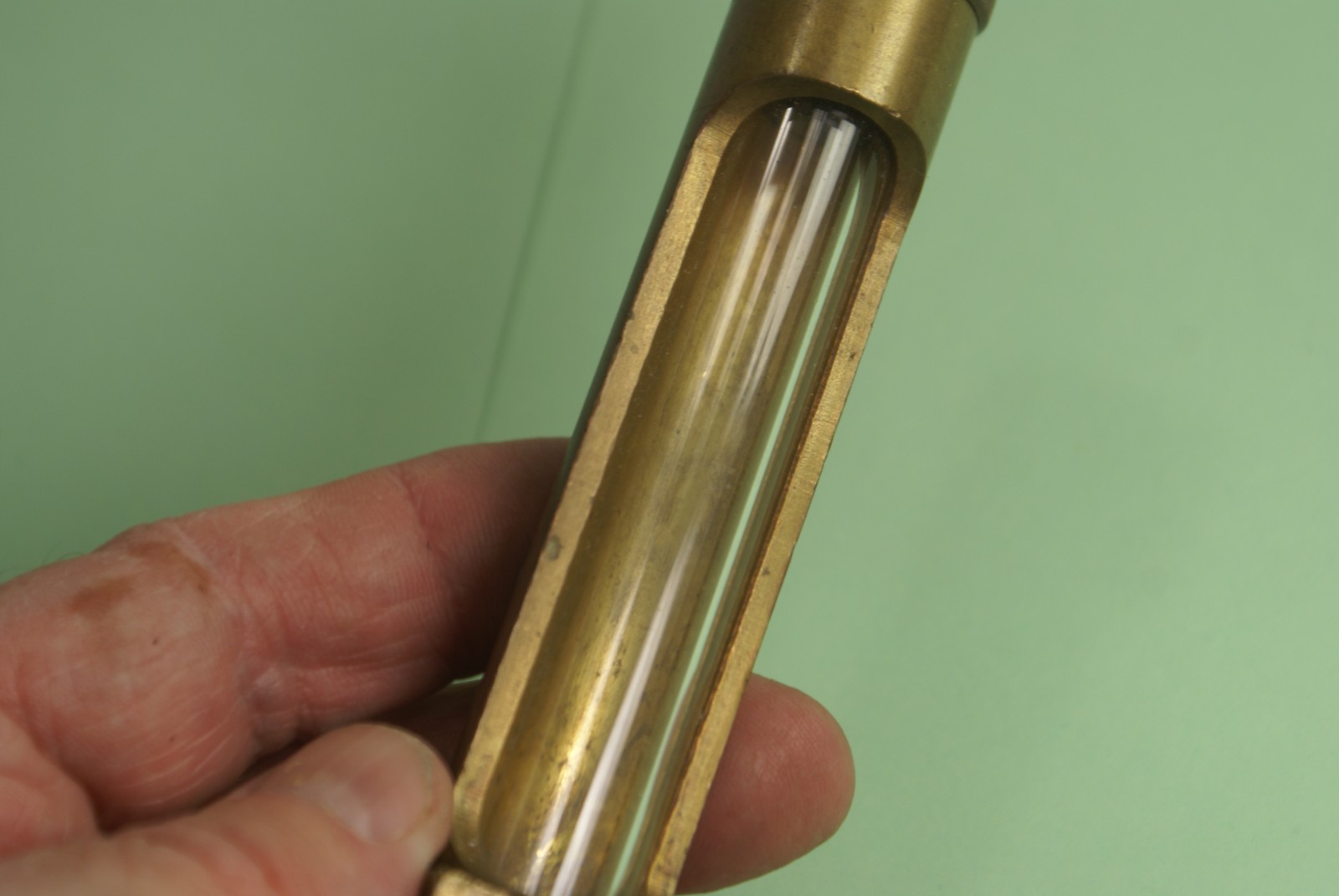 1 GITS Single Port Level Gauge Brass 5 1/2″ Sight Glass 3″ Glass 1/2″ pipe