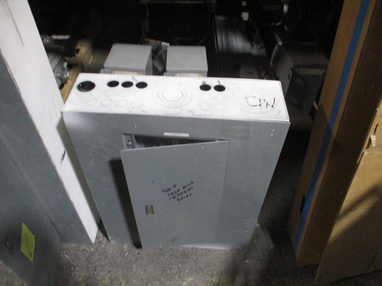 Square D Main Lug Circuit Breaker Panel NQOD430L100 208Y/120V 100A 3Ph 4W Used