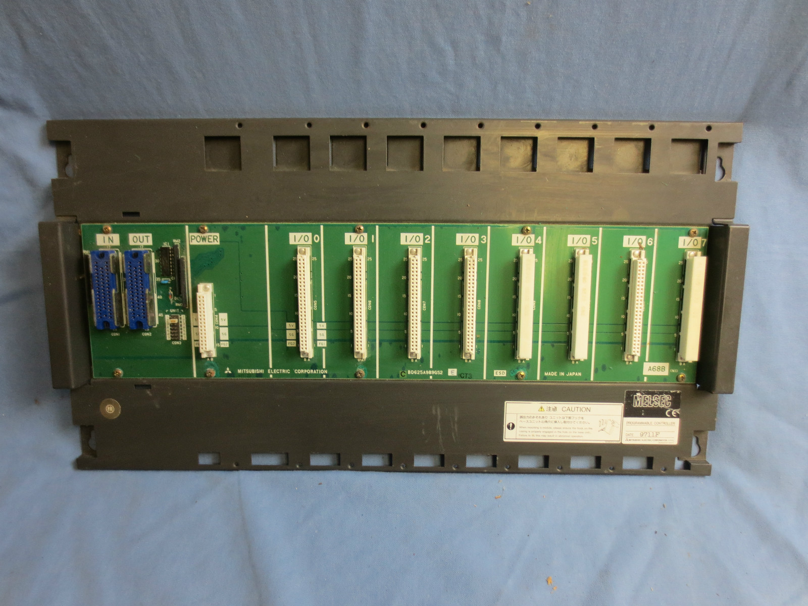 MITSUBISHI A68B 8-SLOT RACK / PROGRAMMABLE CONTROLLER BASE UNIT – MELSEC