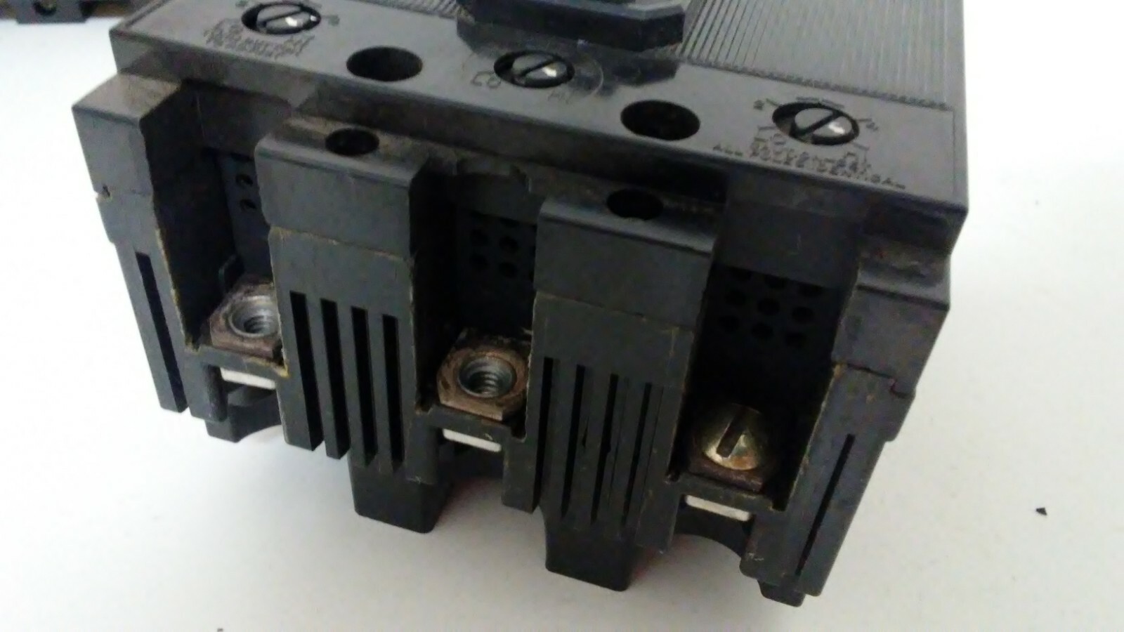 LOT OF (2) GUARANTEED! I-T-E CORP. 5A 3P 600V CIRCUIT BREAKERS EF3-A005