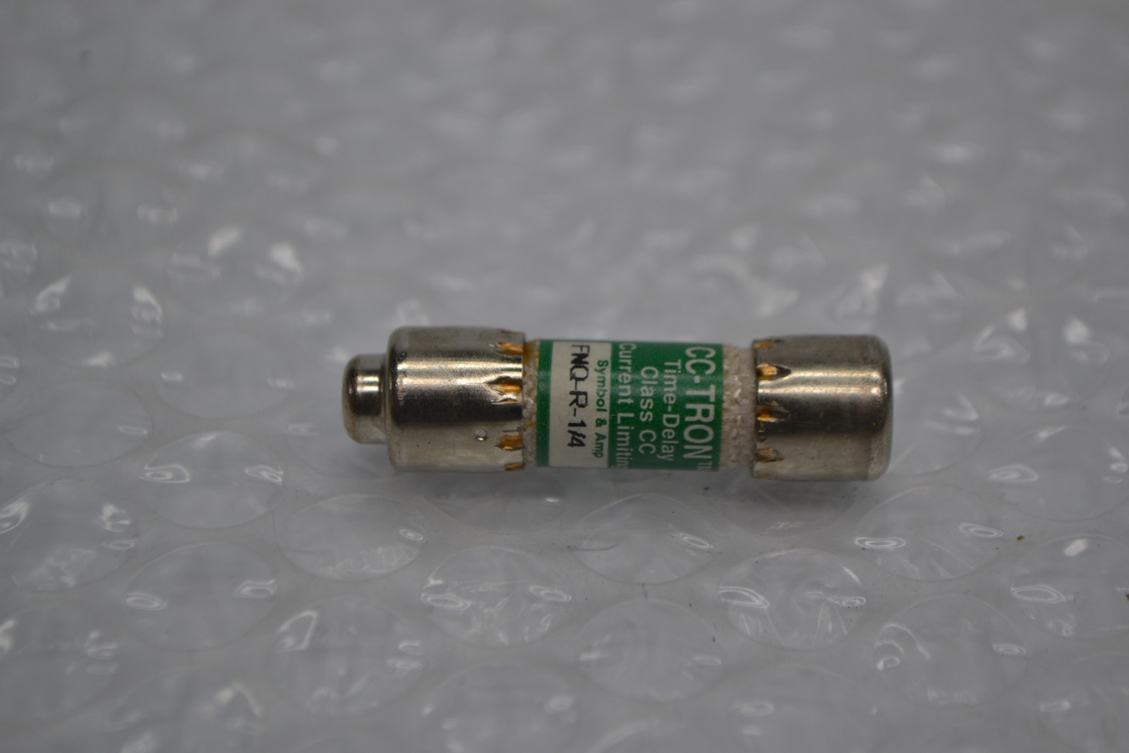 CC TRON FNQ-R-1/4 FUSE LOT OF 8 NSNP