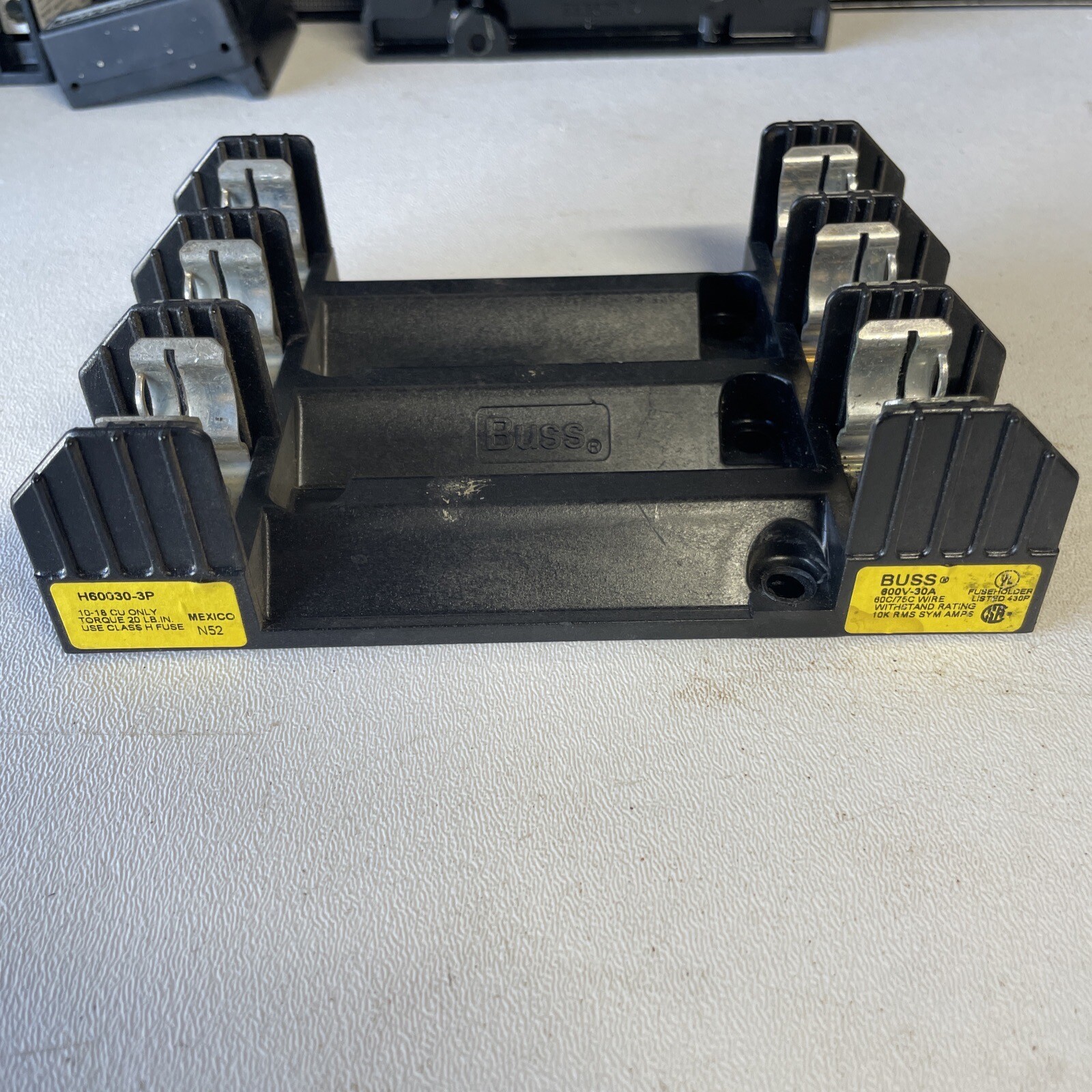 BUSS FUSE HOLDER H60030-3P 600 V 30 A Lot Of 2