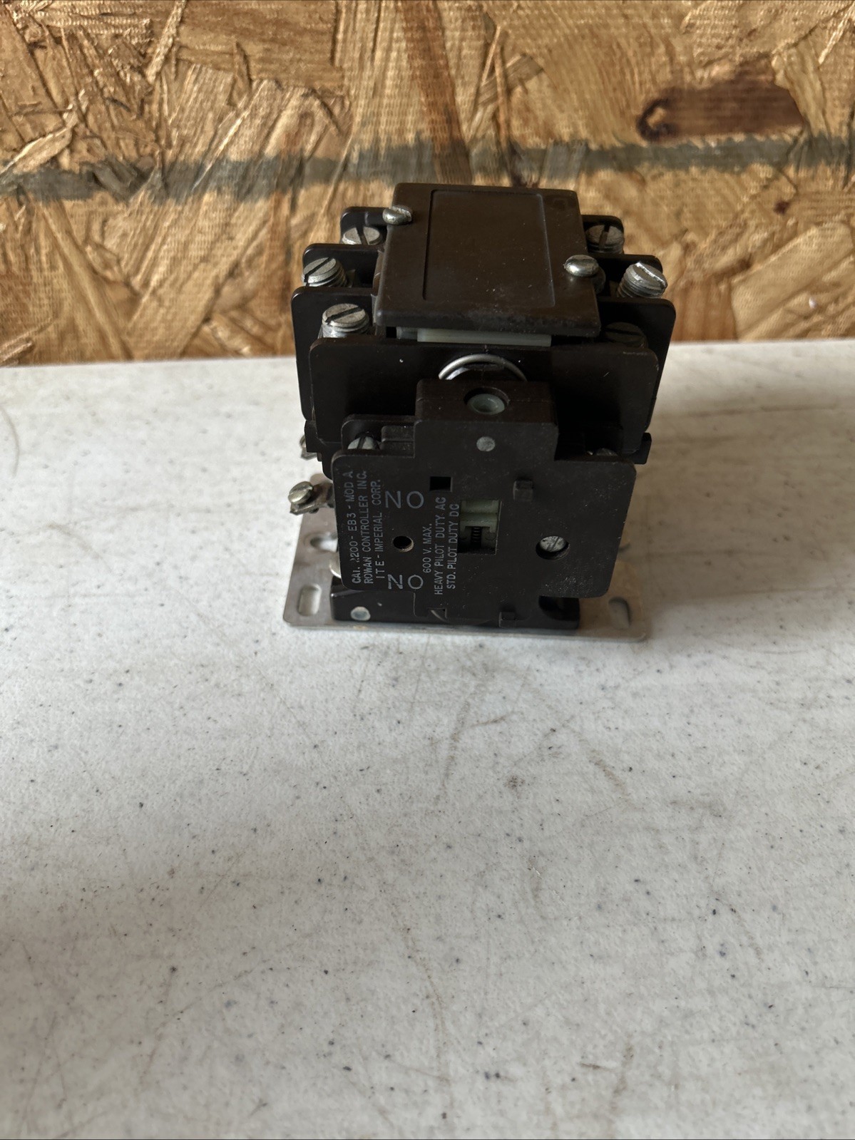 Gould 2200 EB421AA Contactor 600V 50A 110/120V Coil 2090 51DA