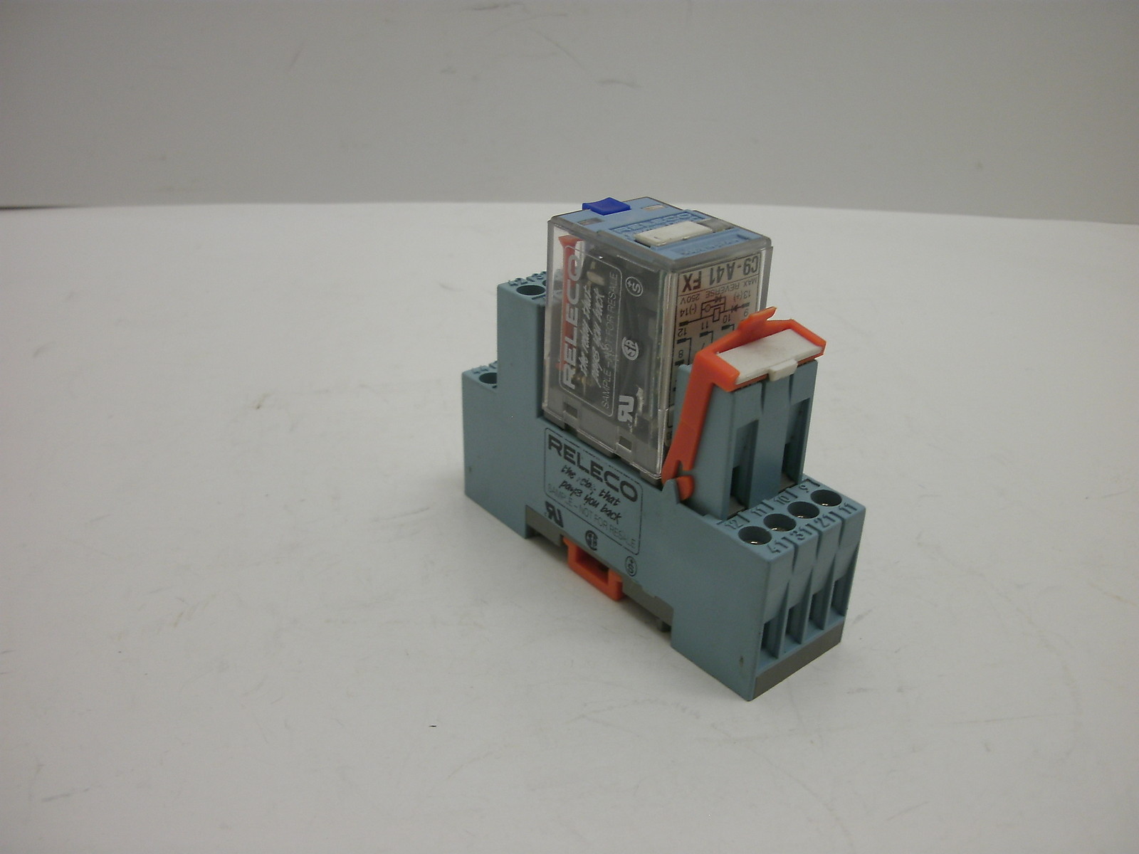 RELCO S9-M W/C9-A41 FX/DC24V RELAY SOCKET BASE W/RELCO RELAY 6A250V 10A 400V