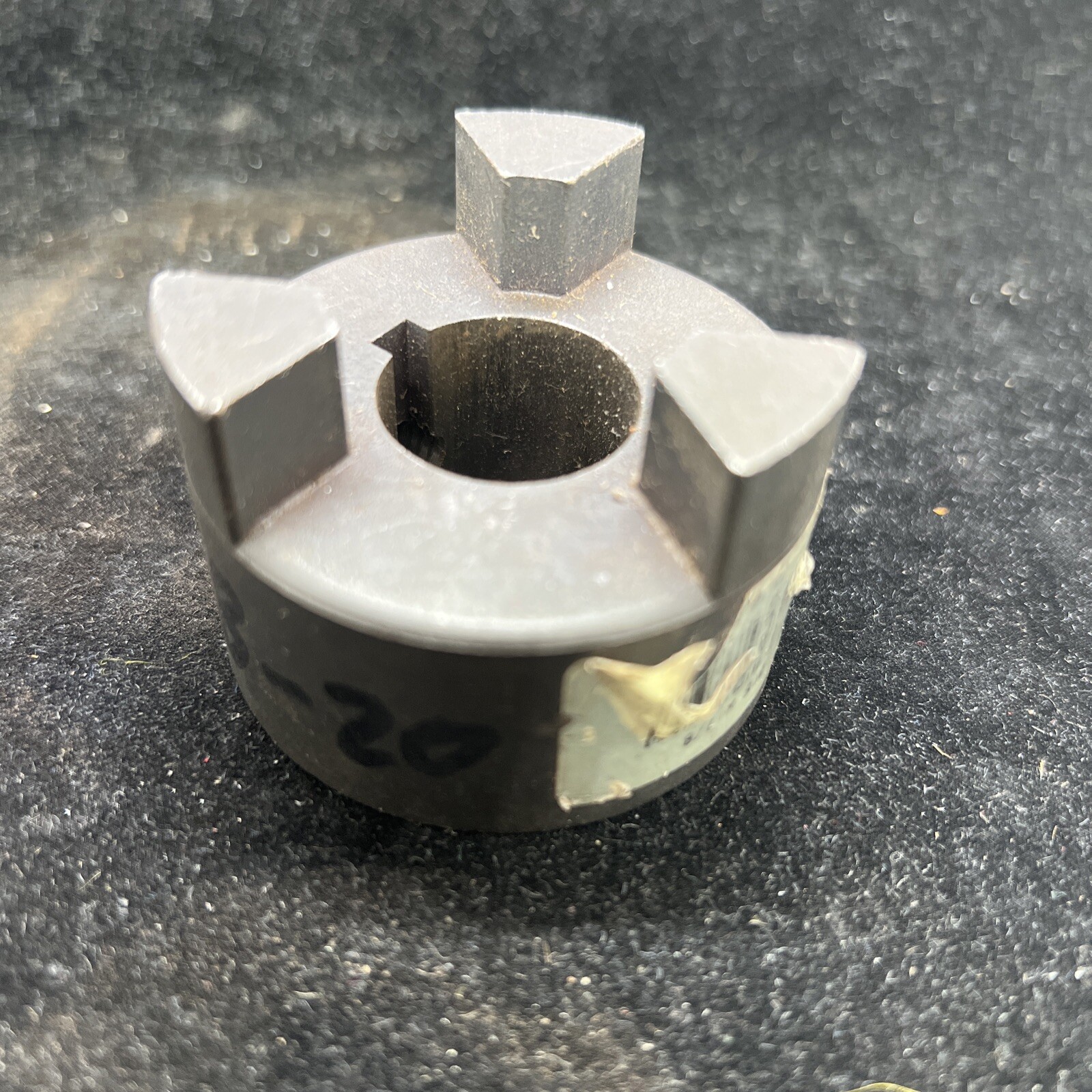 Coupler L-095 X 7/8″ STD 3/16 X 1/8 KW HUB