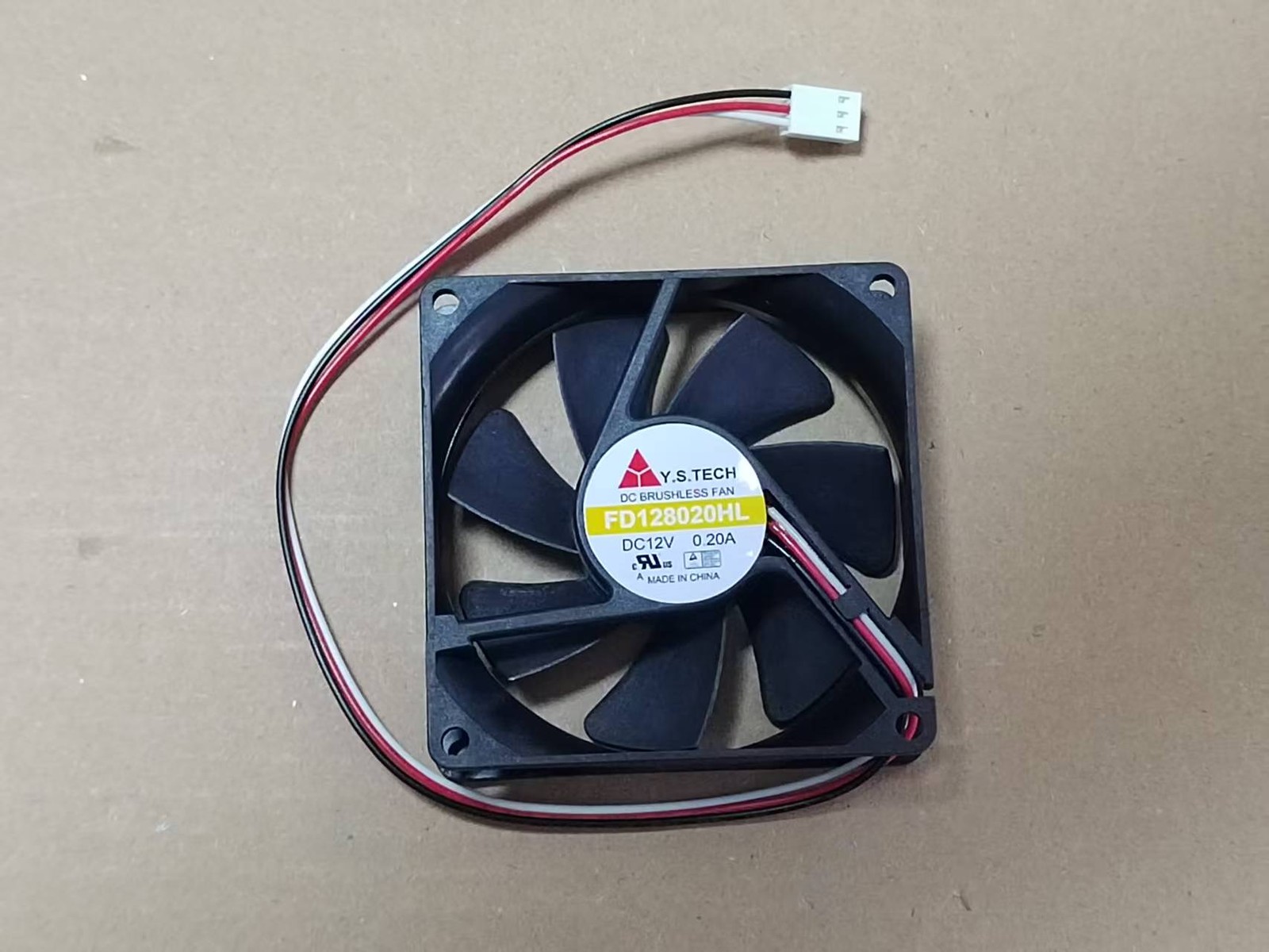 New Y.S TECH FD128020HL (1R7H) Cooling Fan 8020 DC12V 0.20A 8CM 3Pin