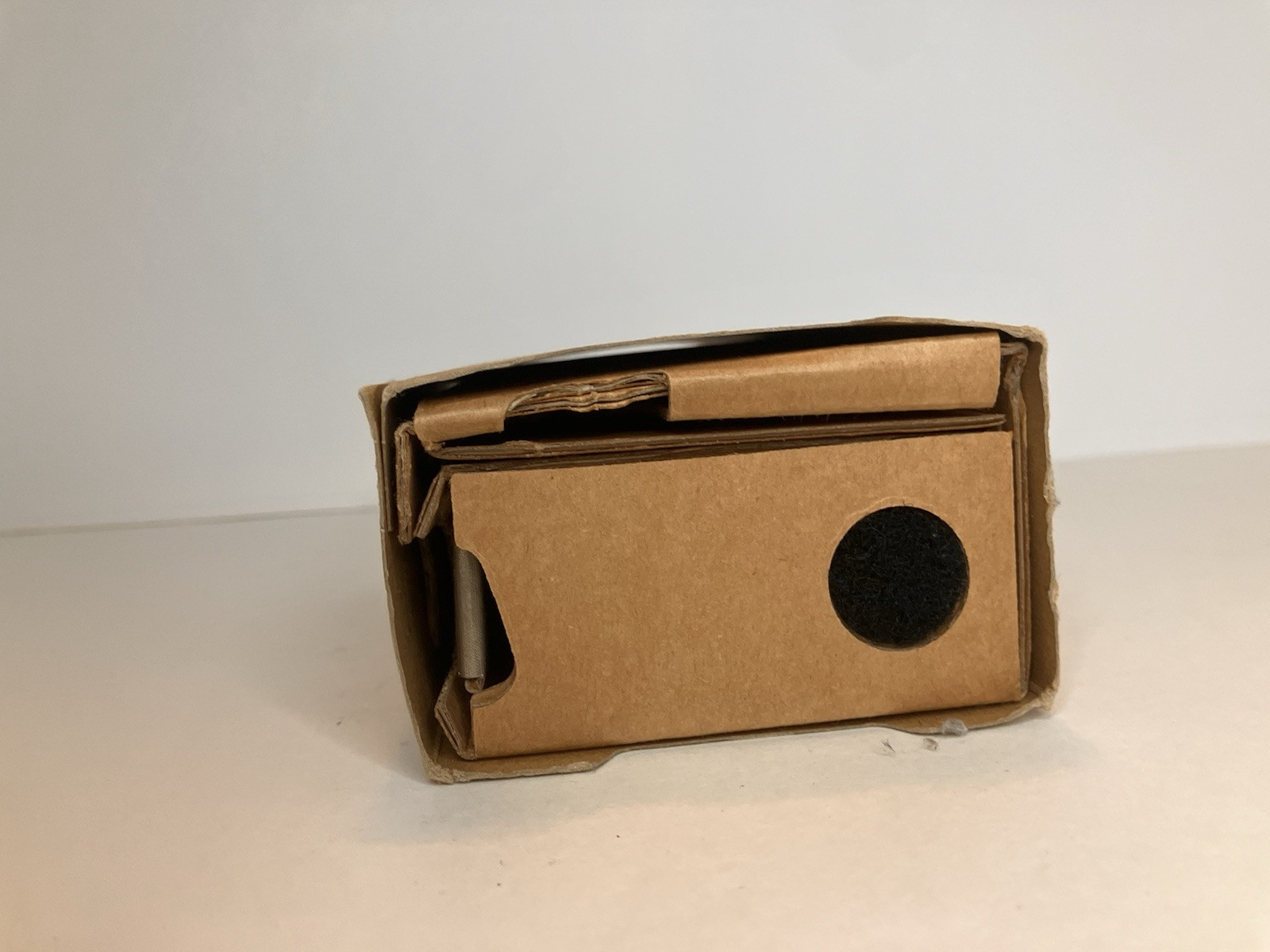 KNOX LABS V2 – Cardboard VR Headset