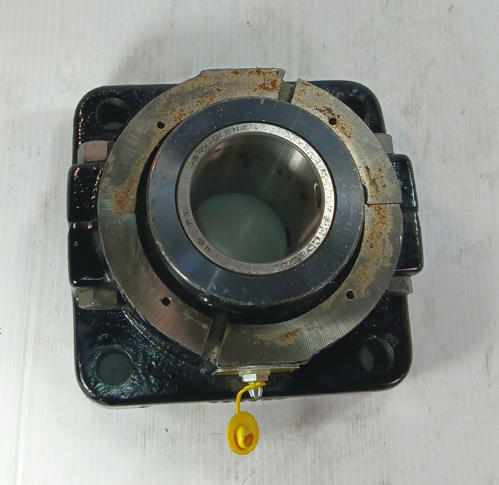1 NEW SEALMASTER 550493 2-3/16″ 4 BOLT BLOCK BEARING NNB ***MAKE OFFER***