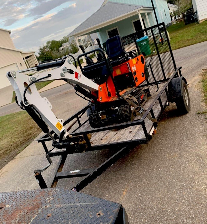 Brand New Tracked Mini Excavator 13.5HP American B&S Engine Best Deal Powerful