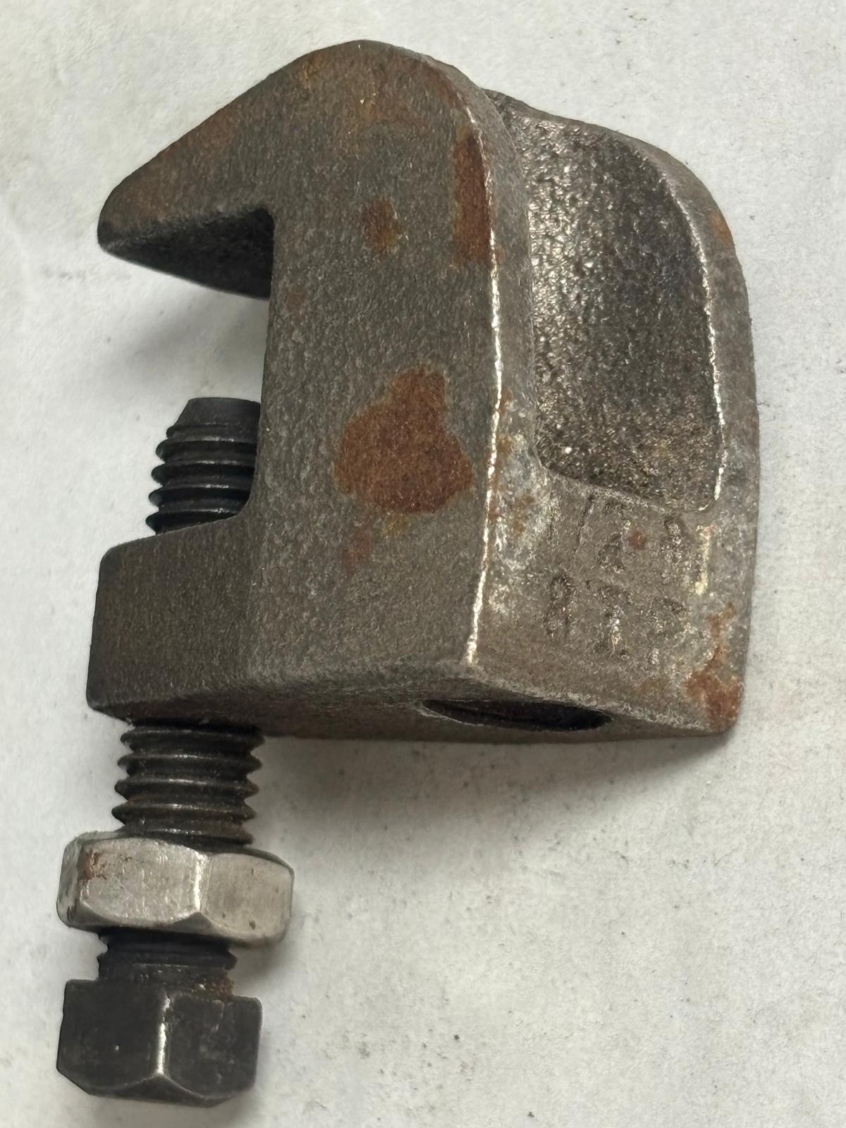 Fastenal 1/2-BIP” Plain Finish Wide (1/2) Throat Univ Top Beam Clamp