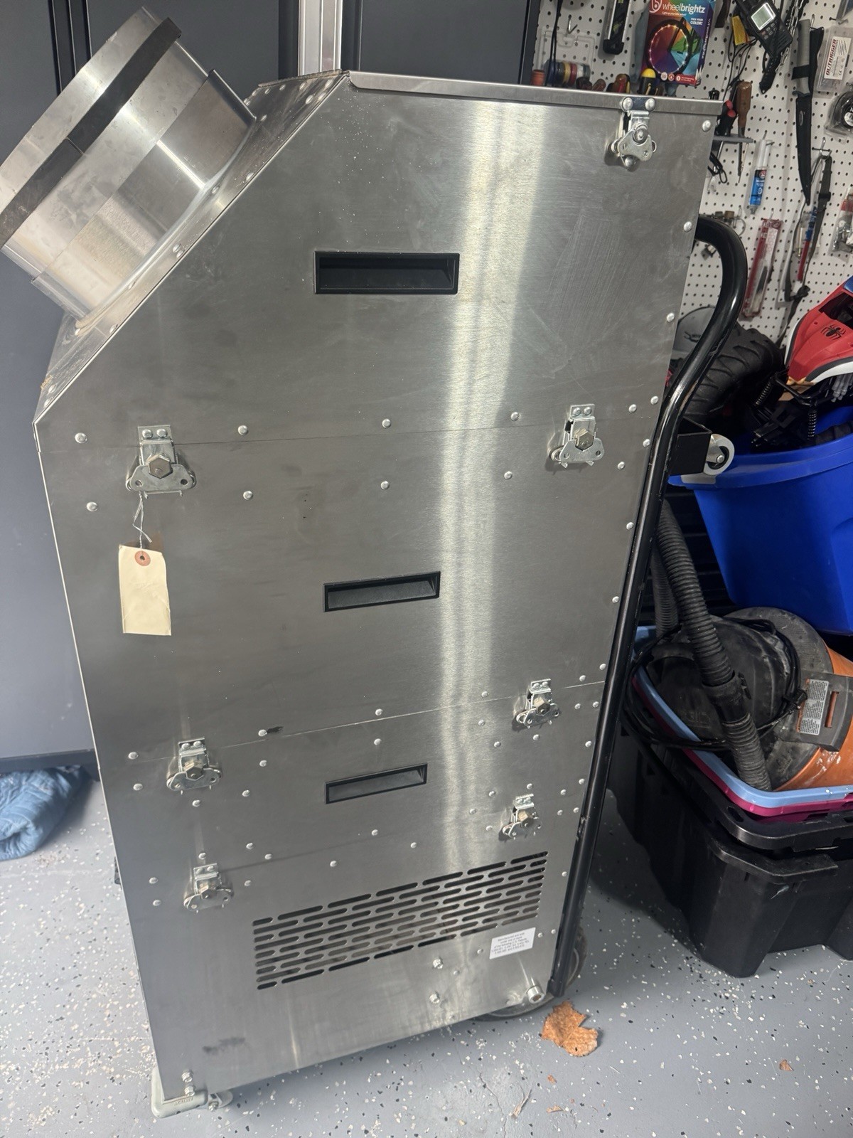 Abatement Technologies HEPA-AIRE H2500IV Negative Air Vacuum Duct Cleaning