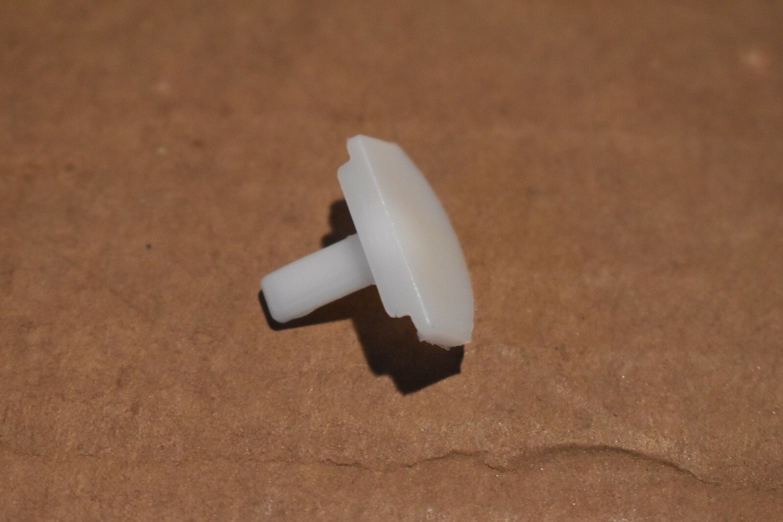 NEW VINTAGE Whirlpool FSP Clip 285373