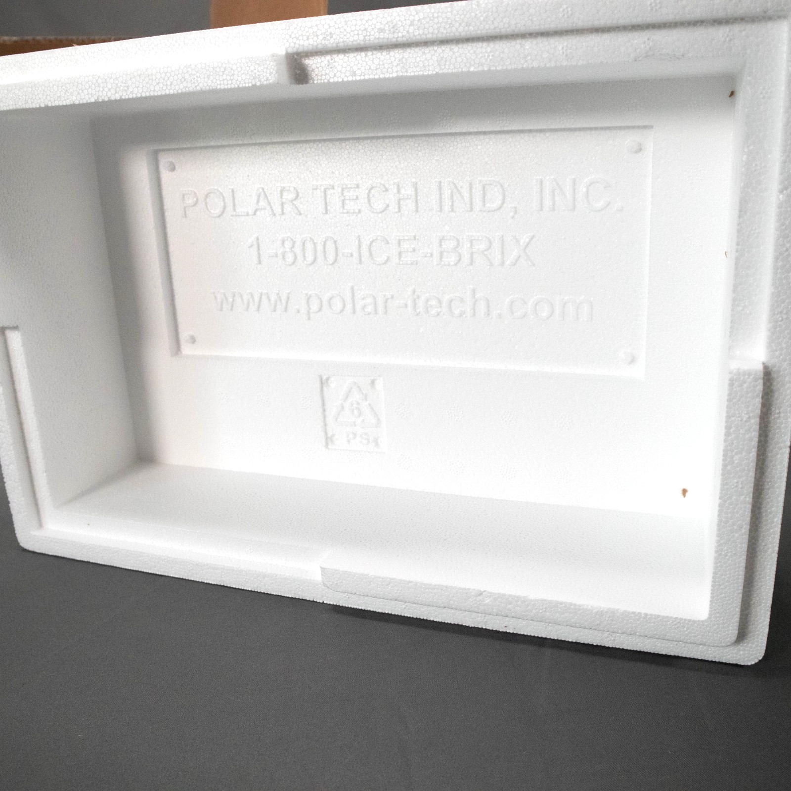 Polar Tech 13″ x 9.5″ x 7.75″ Thermo Chill Insulated Carton Foam Shipper 1 inch