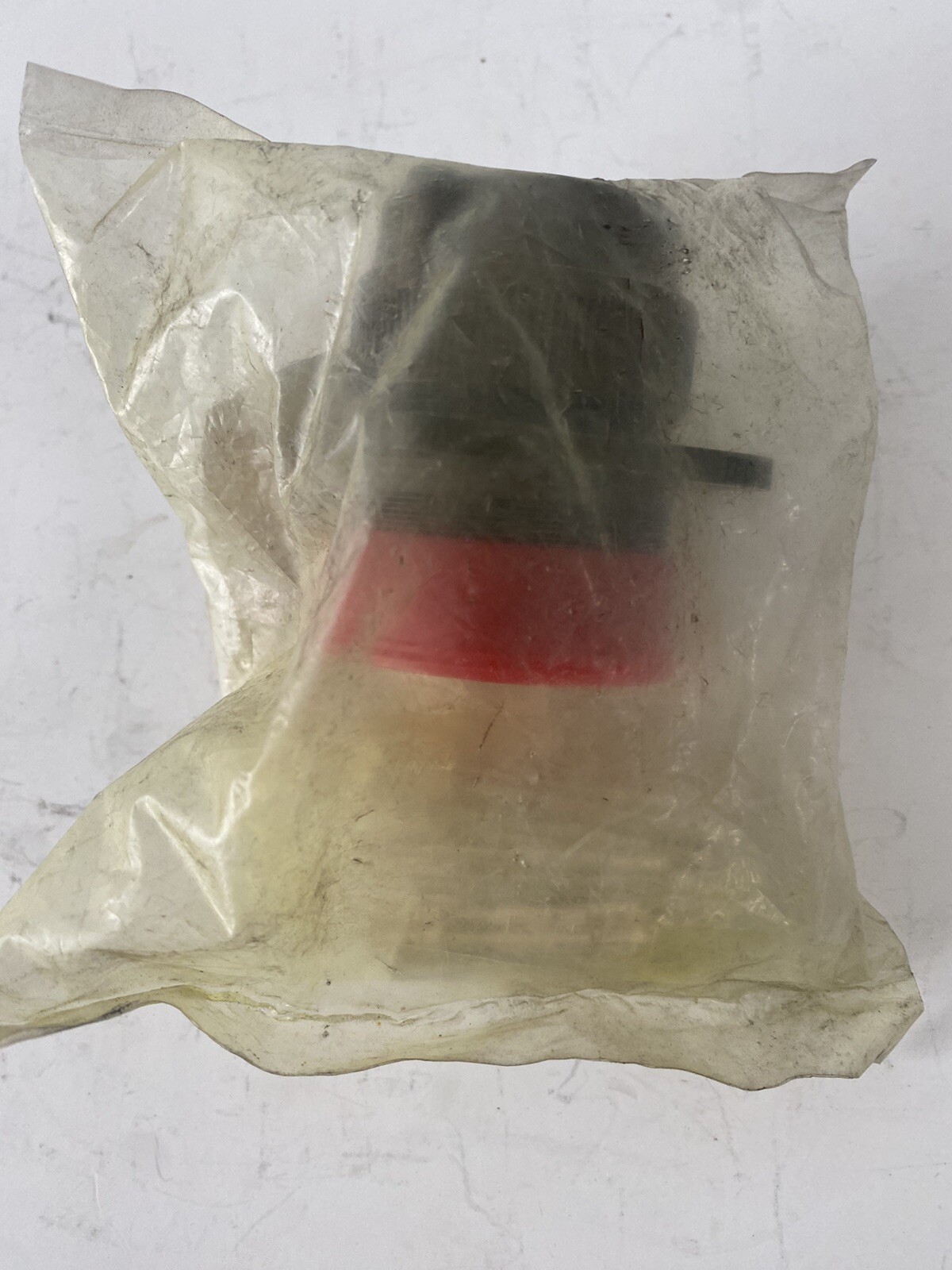 ITT CANNON CA3100R28-21S-F80 37 Position Circular Connector Plug