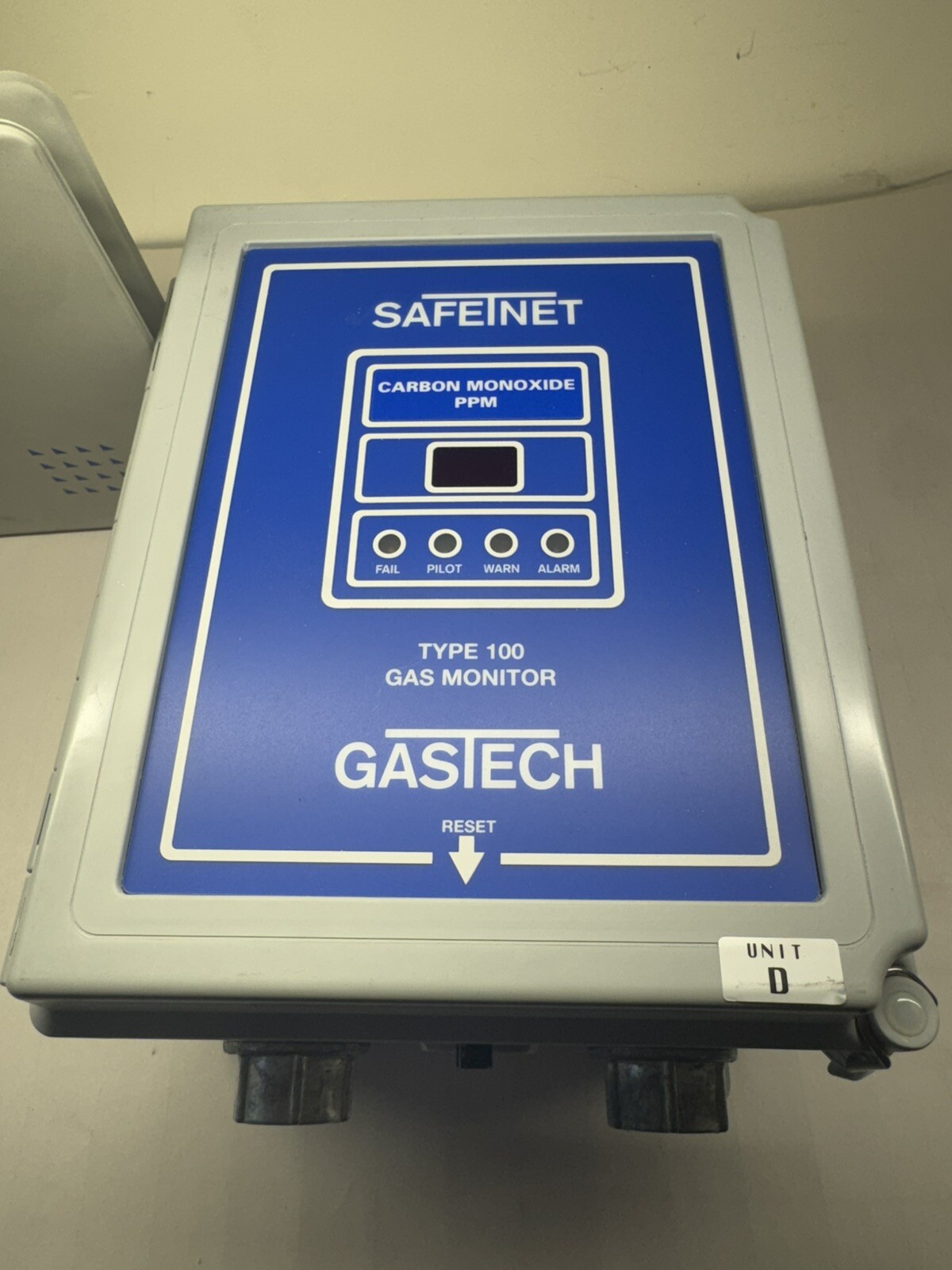 GASTECH SAFETNET TYPE 100 GAS MONITOR 72-1300-01 W/ SENSOR 57-7210 EXPLOSION NEW