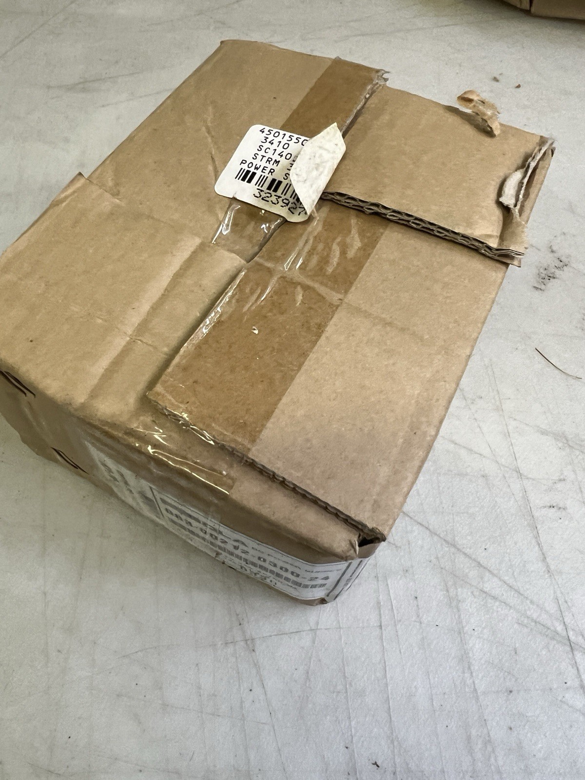 New Sola 083-00212-0300-24 83-24-212-3 DC Power Supply