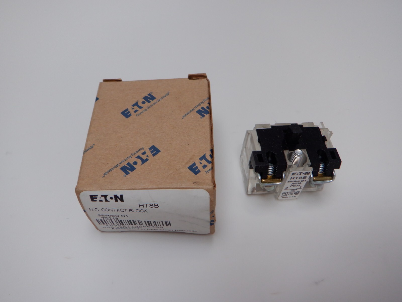 Eaton HT8B Contact Block new