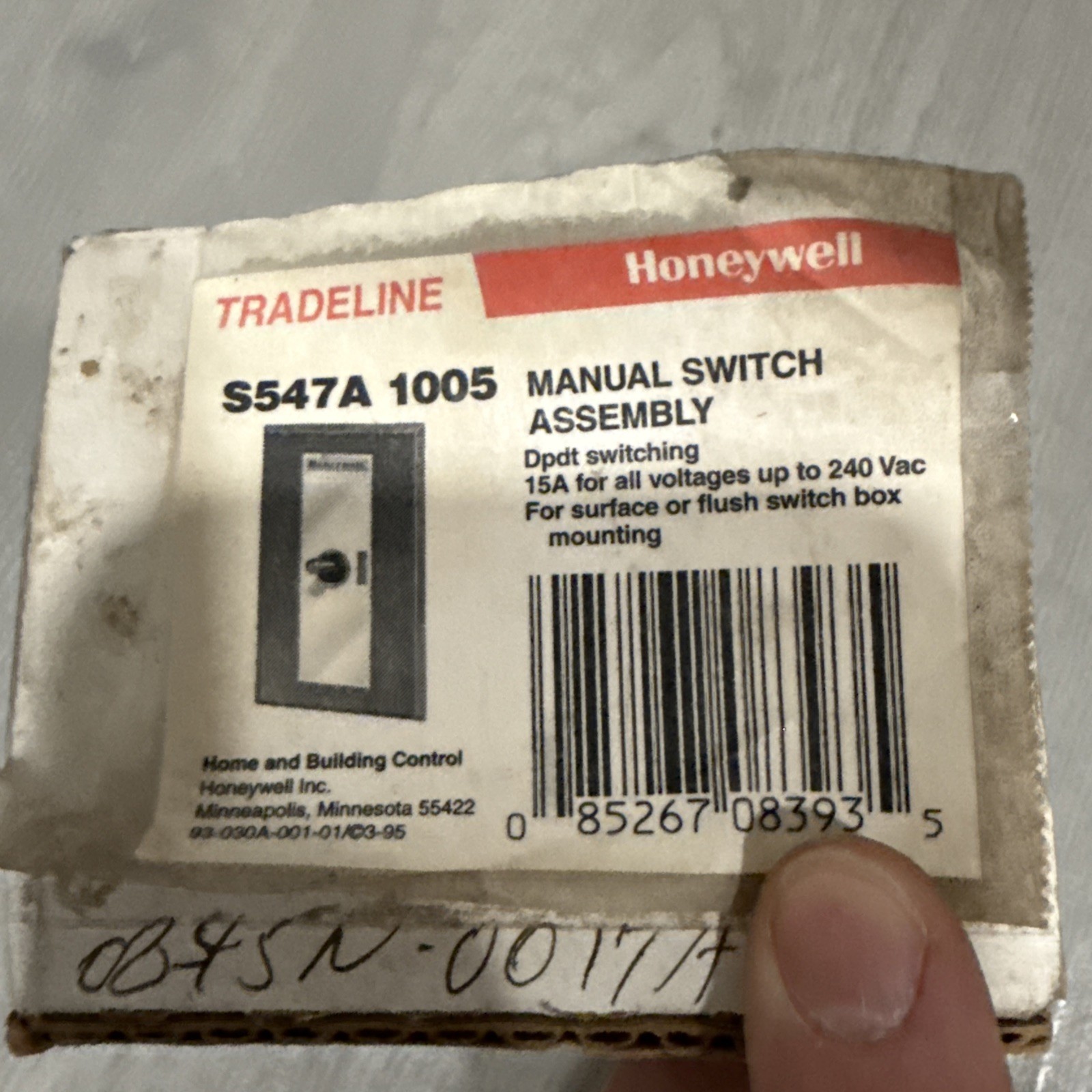 Honeywell S547A1005 DPDT MANUAL SWITCH NEW IN BOX