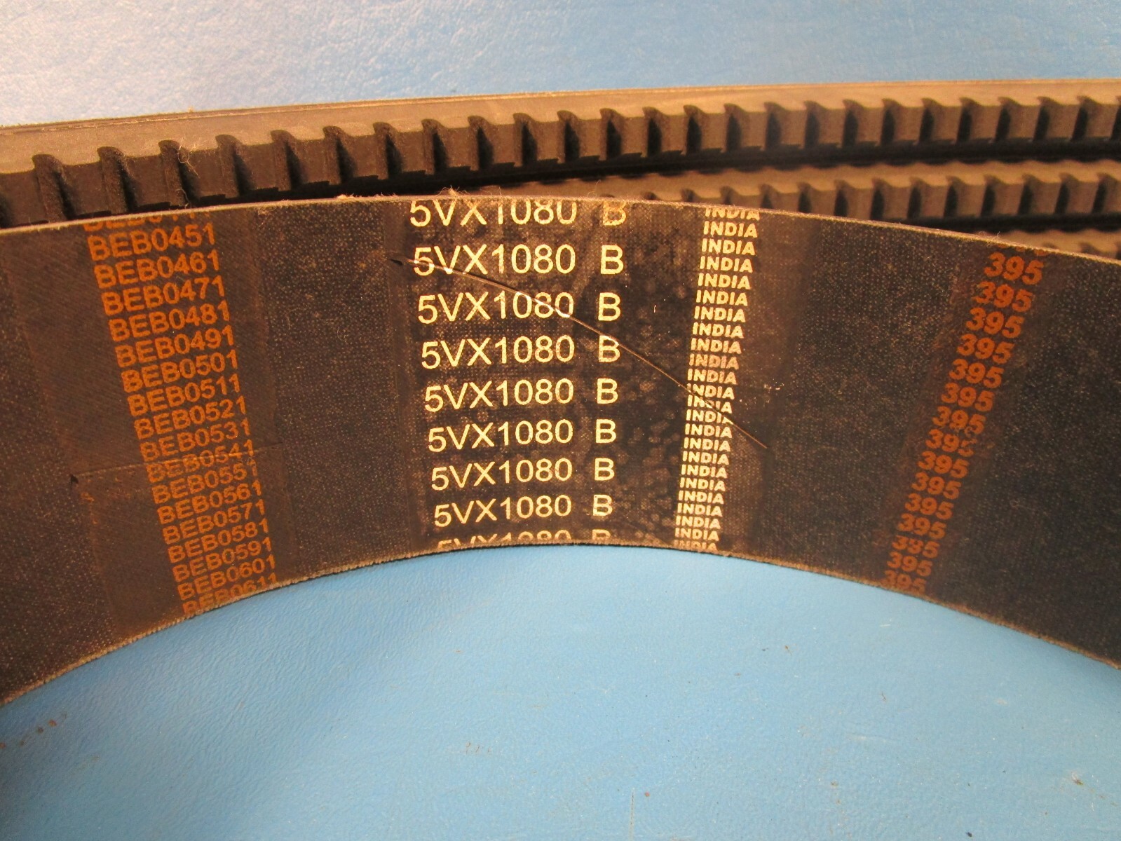 Gates 4/5VX1080 B VBelt, 4 Ribs Banded Cogged V Belt