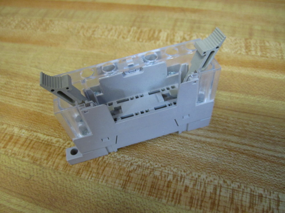 Omron P7SA-10F-ND Relay Socket P7SA-10F-ND DC24V (Pack of 6)