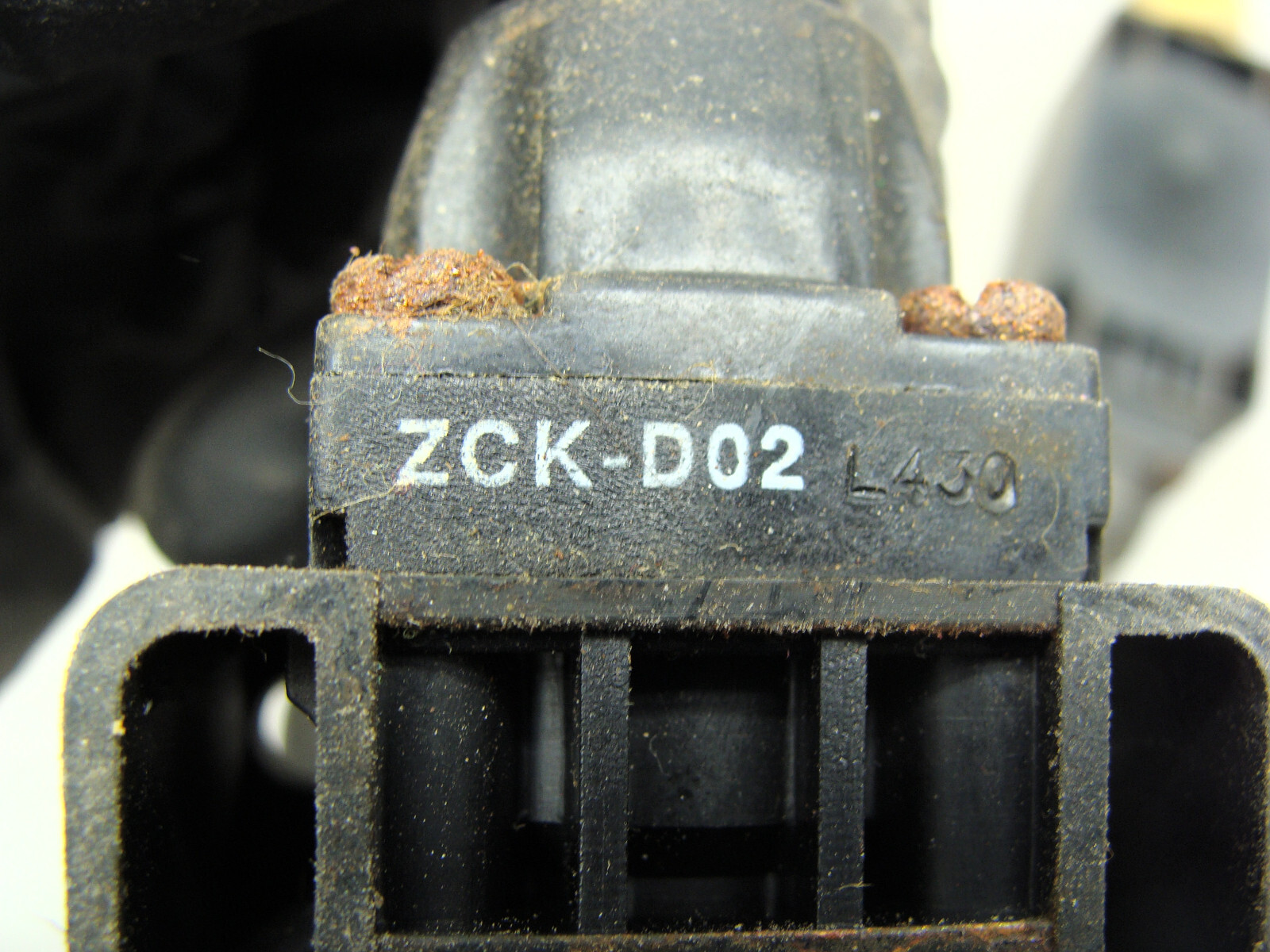 LOT OF 3 TELEMECANIQUE XCK-S LIMIT SWITCHES 240V 3A HEAD PN: ZCK-D02