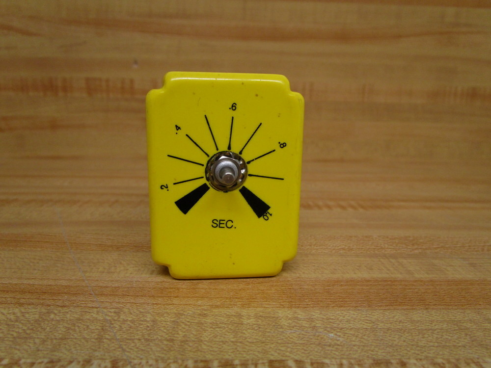 AMF Potter & Brumfield CDB-38-70001 Time Delay Relay CDB3870001 W/O Knob