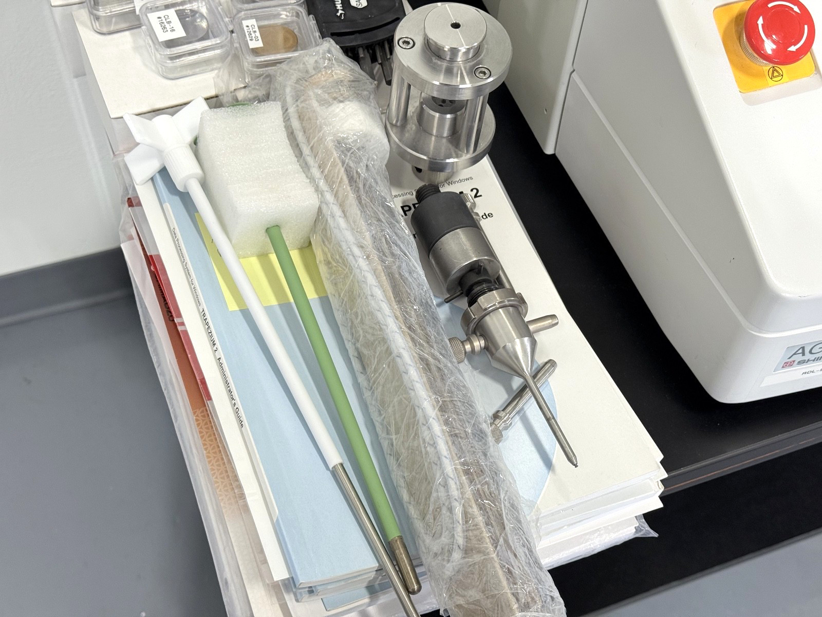 SHIMADZU AGS-J 10kN Universal Testing Machine Tensiometer W/ Software & Accessor