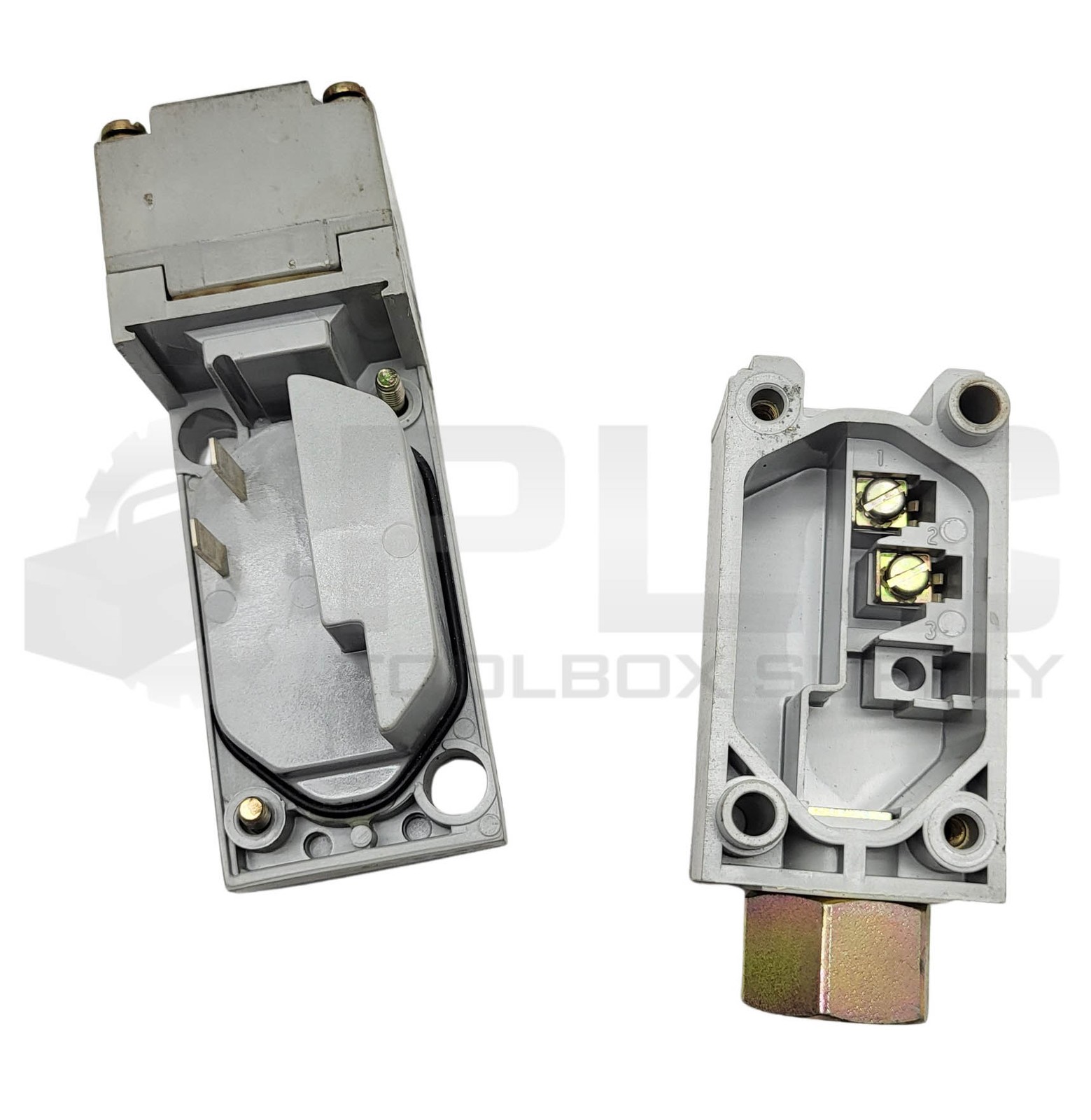 NEW ALLEN BRADLEY 802PR-LBAJ1 /E PROXIMITY SWITCH 20-250V AC/DC