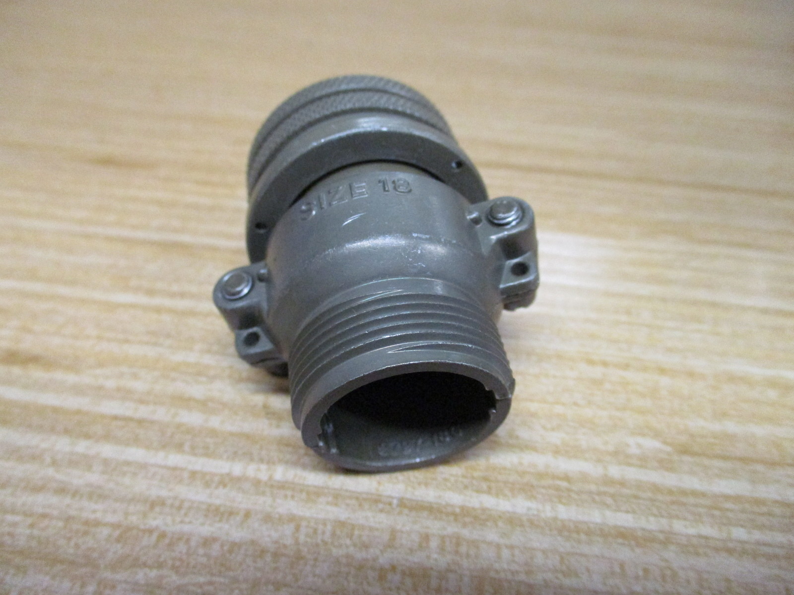 Amphenol M3108B18-10P Connector M3108B1810P