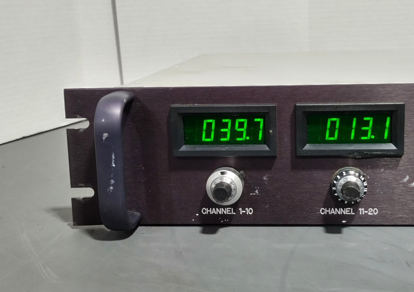 Frey Electro-Mechanical IS40100B 40-Channel Current Source Industrial Component