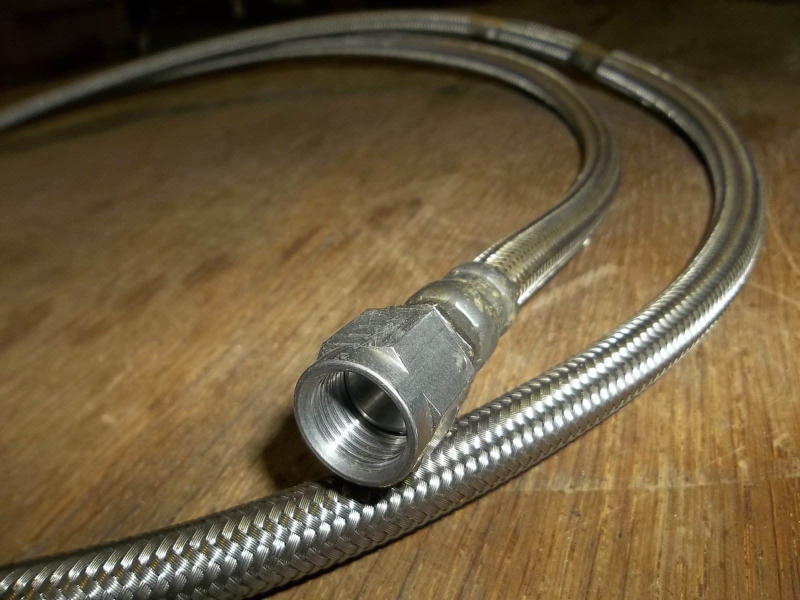 NEW Aeroquip Stainless Steel Hose 4720-00-857-6851 *FREE SHIPPING*