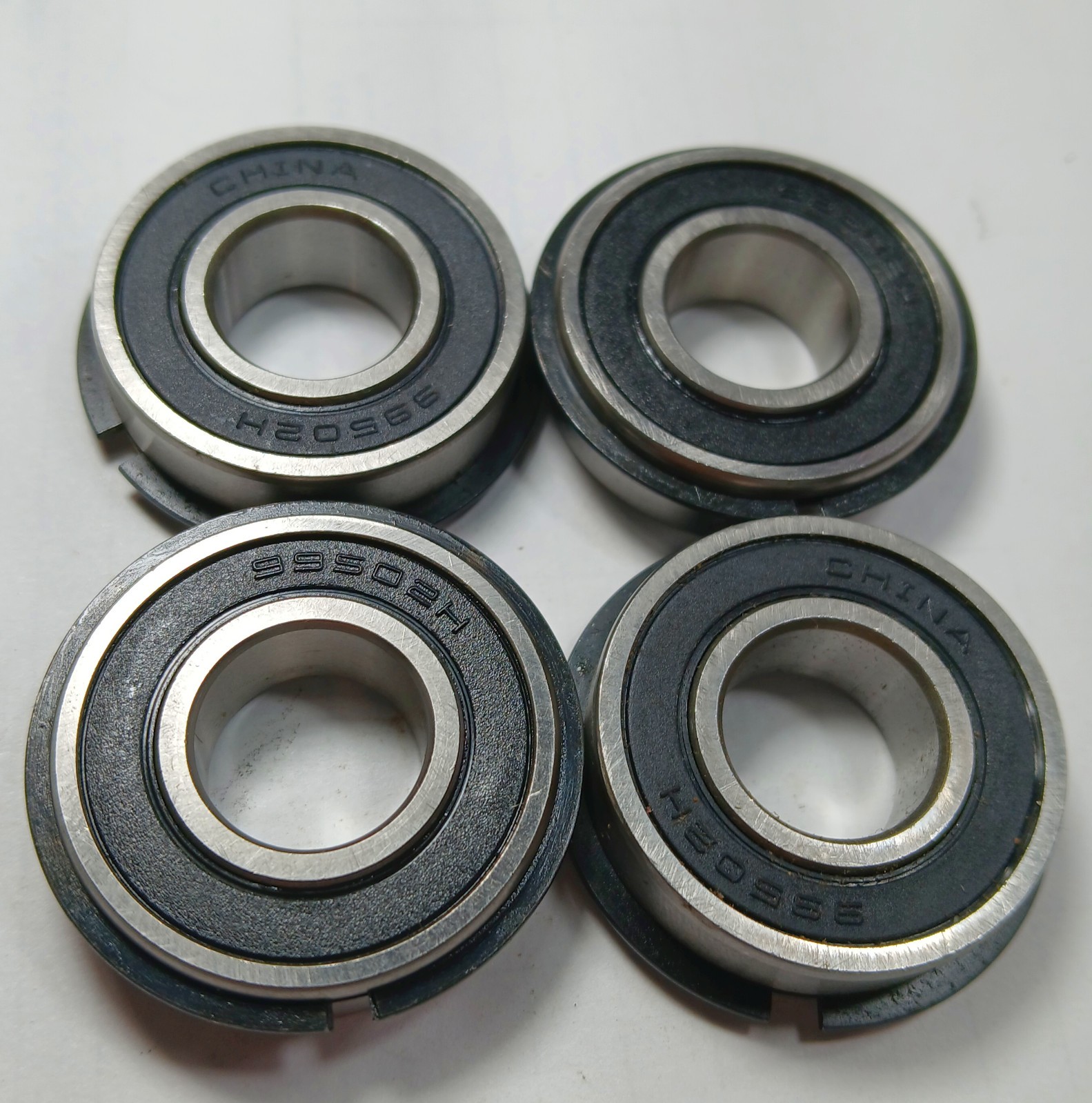4 NEW UNBRANDED 99502H RADIAL DEEP GROOVE BEARINGS W/SNAP RING NNB *MAKE OFFER*