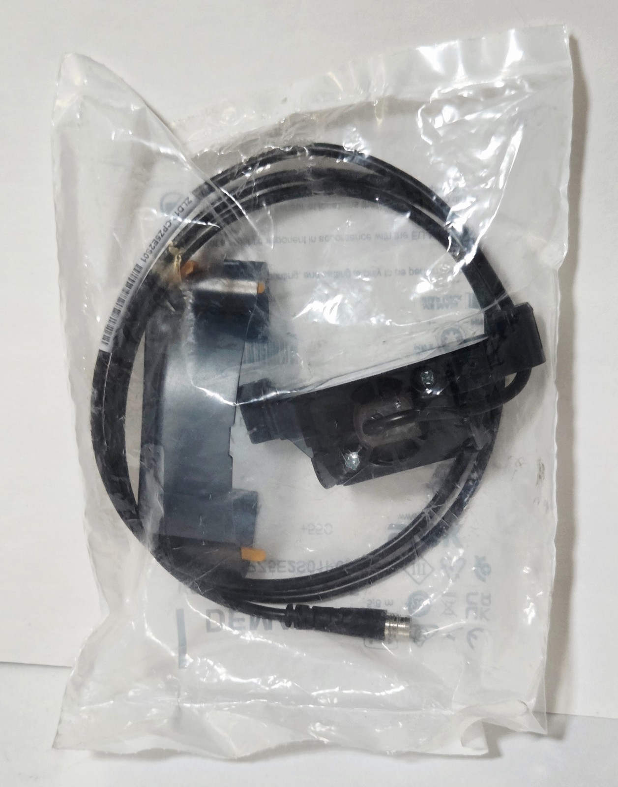 SICK 1089761 ZLD18-CPZ5E2S01P02 DEMATIC K0402-88AAA REV AE SENSOR (NEW SEALED)
