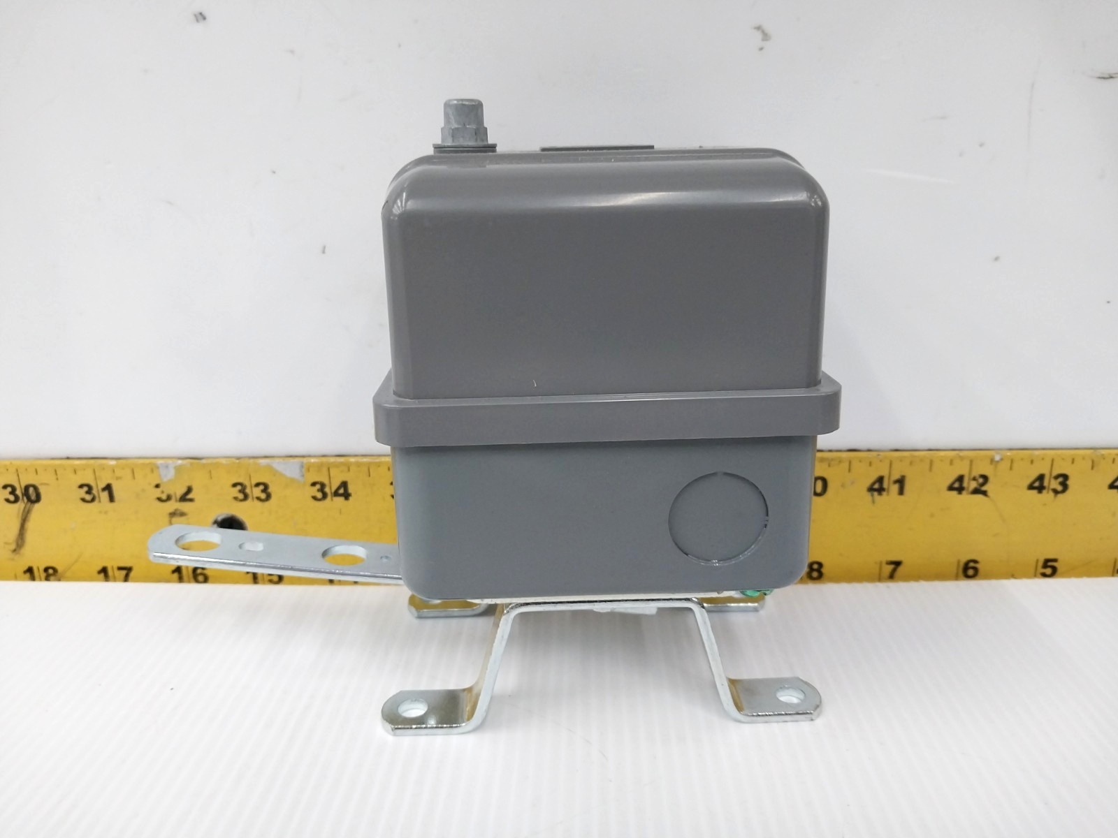 New Square D Float Switch Catalog # 9036GG2 Ser. C