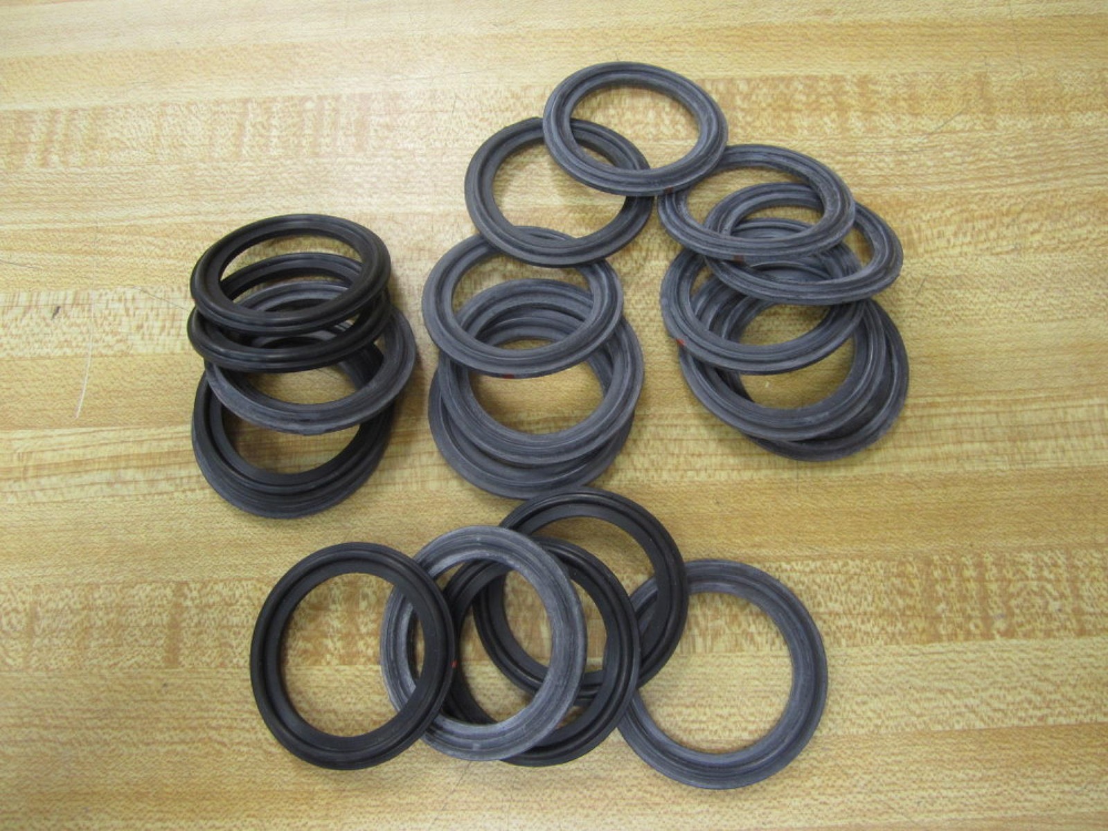 Part 1071923 Seal 1-7/8X1-3/8X3/16 Bag Of 20