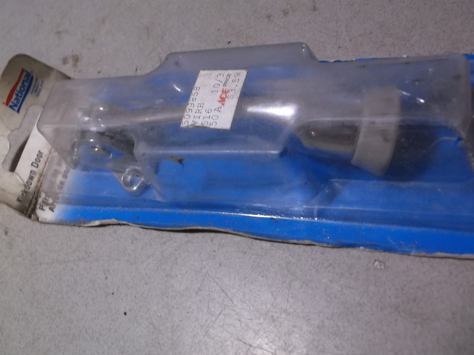 NEW National Kickdown 5099858 Door Stop Holder VIRH N184-275 *FREE SHIPPING*